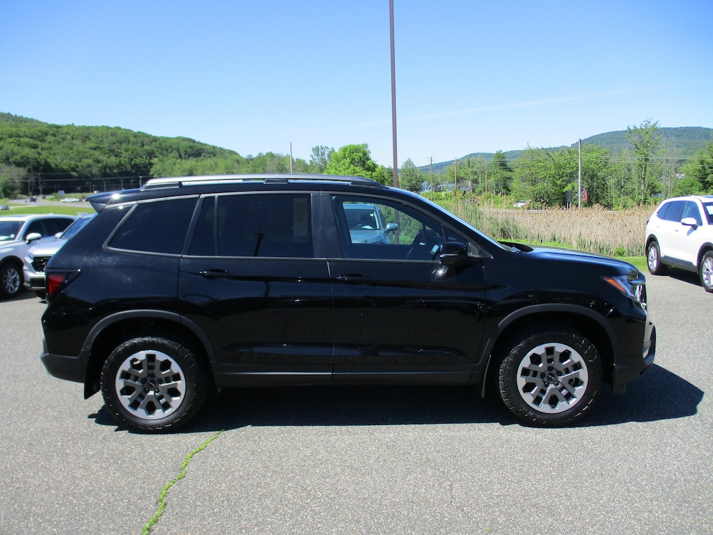 Certified 2025 Honda Passport TrailSport SUV