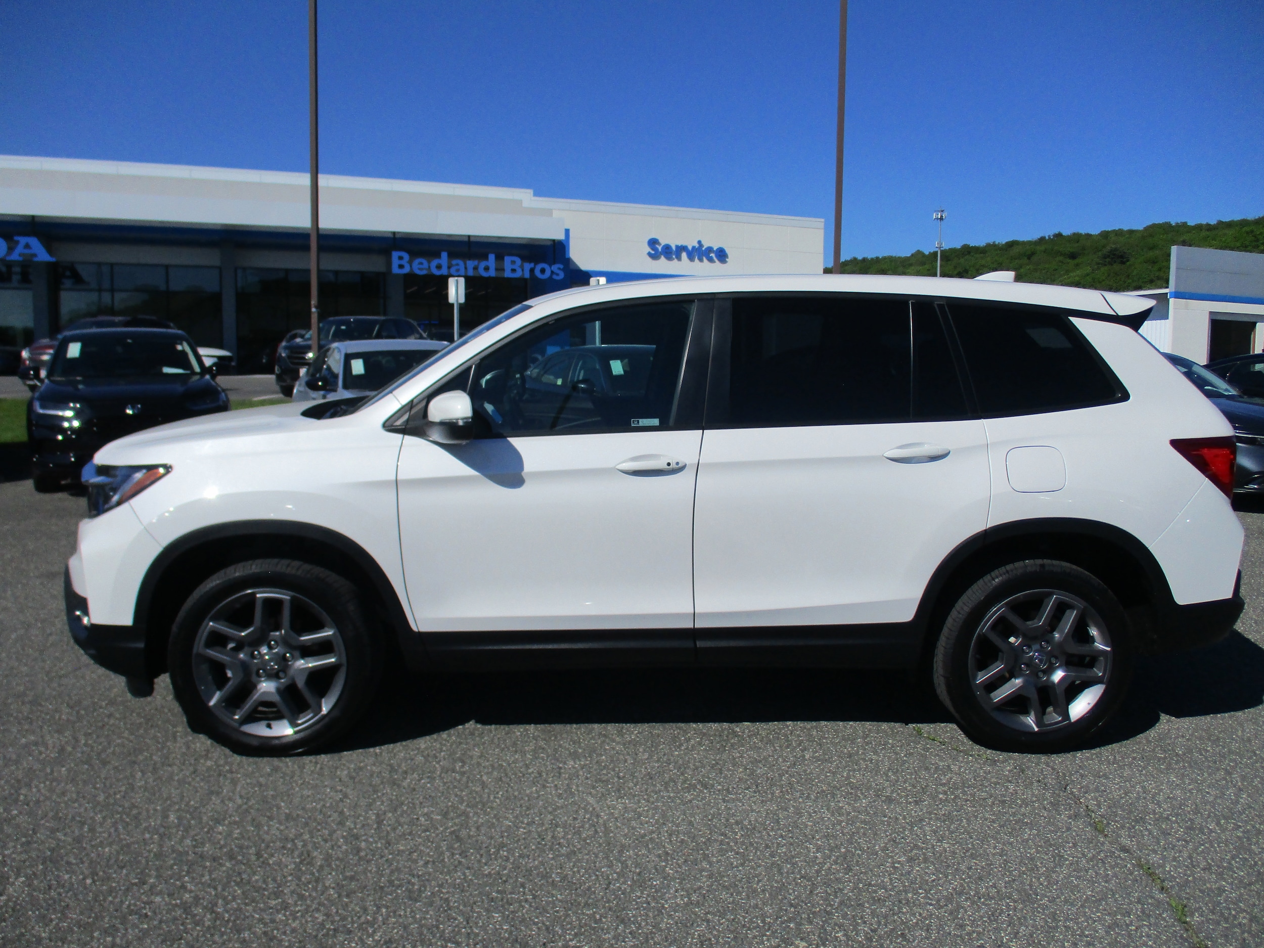 2023 Honda Passport EX-L - Photo 8