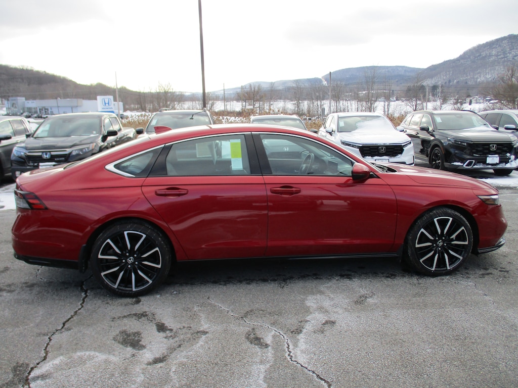 Used 2023 Honda Accord Hybrid Touring w/BSI Sedan
