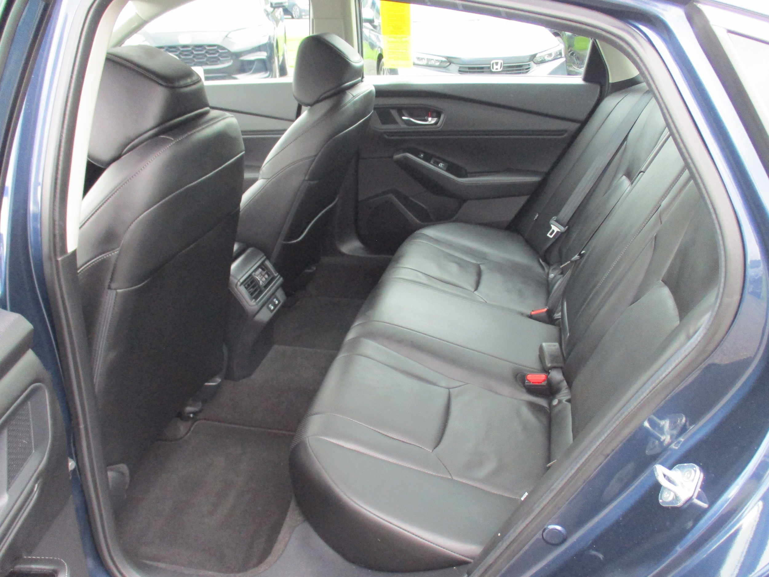 2023 Honda Accord Hybrid Touring - Photo 13