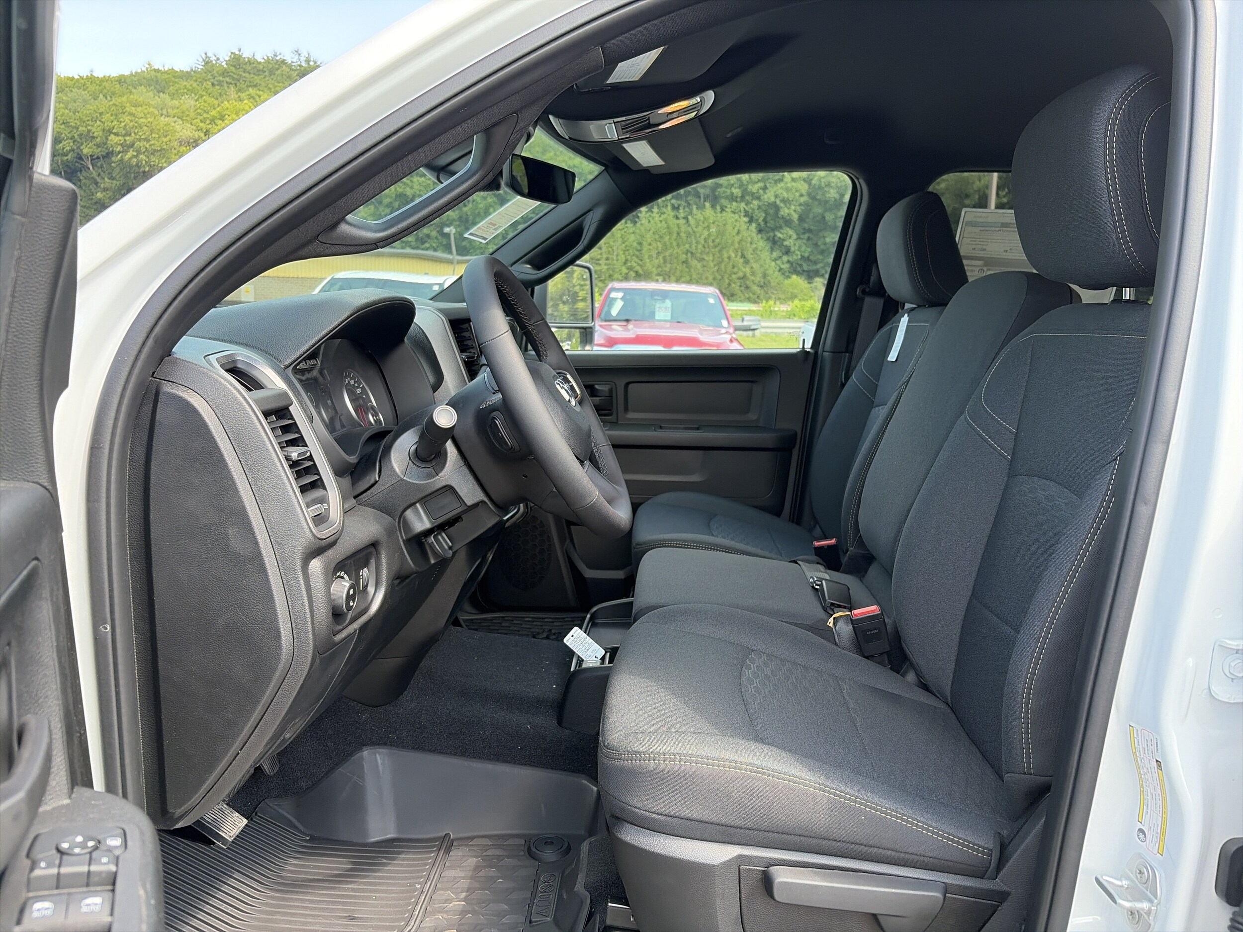 2026 RAM 2500 Tradesman - Photo 11