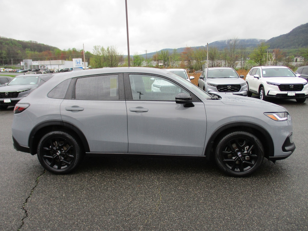 Used 2025 Honda HR-V Sport SUV