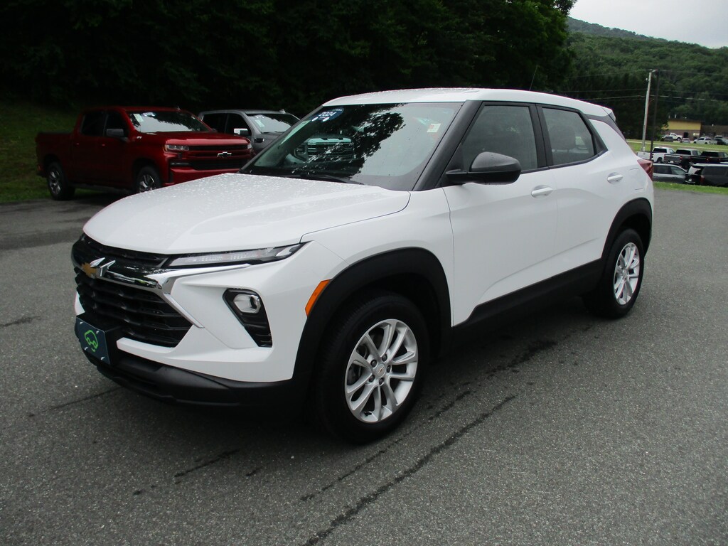 Used 2024 Chevrolet Trailblazer LS SUV