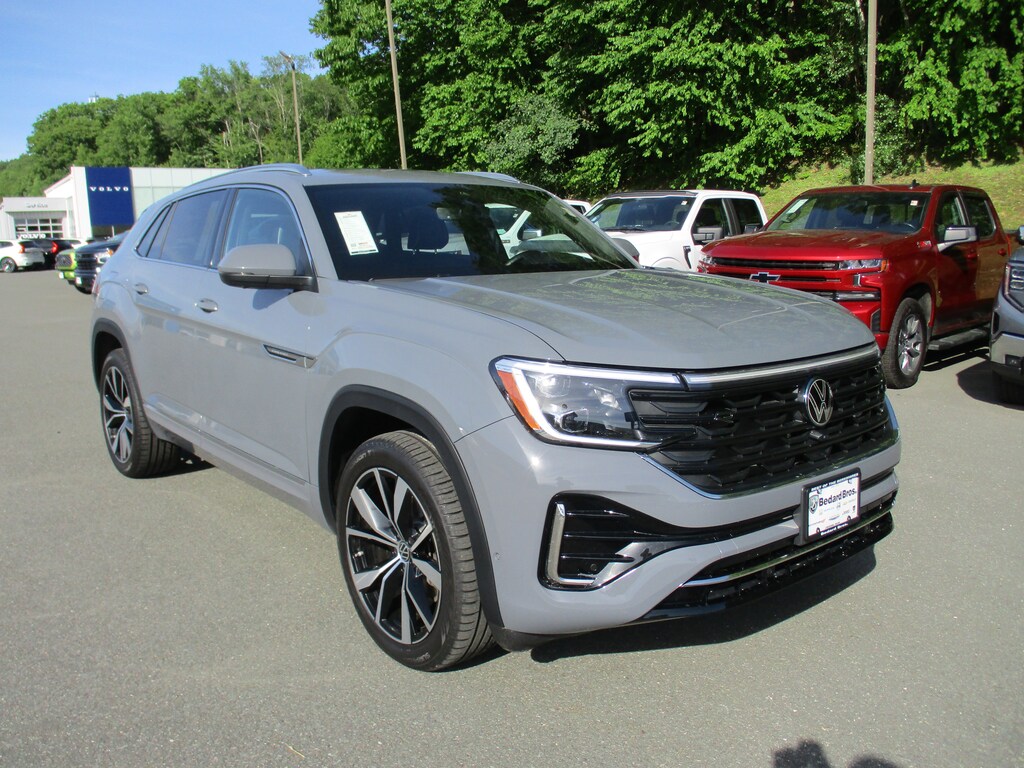 Used 2024 Volkswagen Atlas Cross Sport 2.0T SEL Premium R-Line