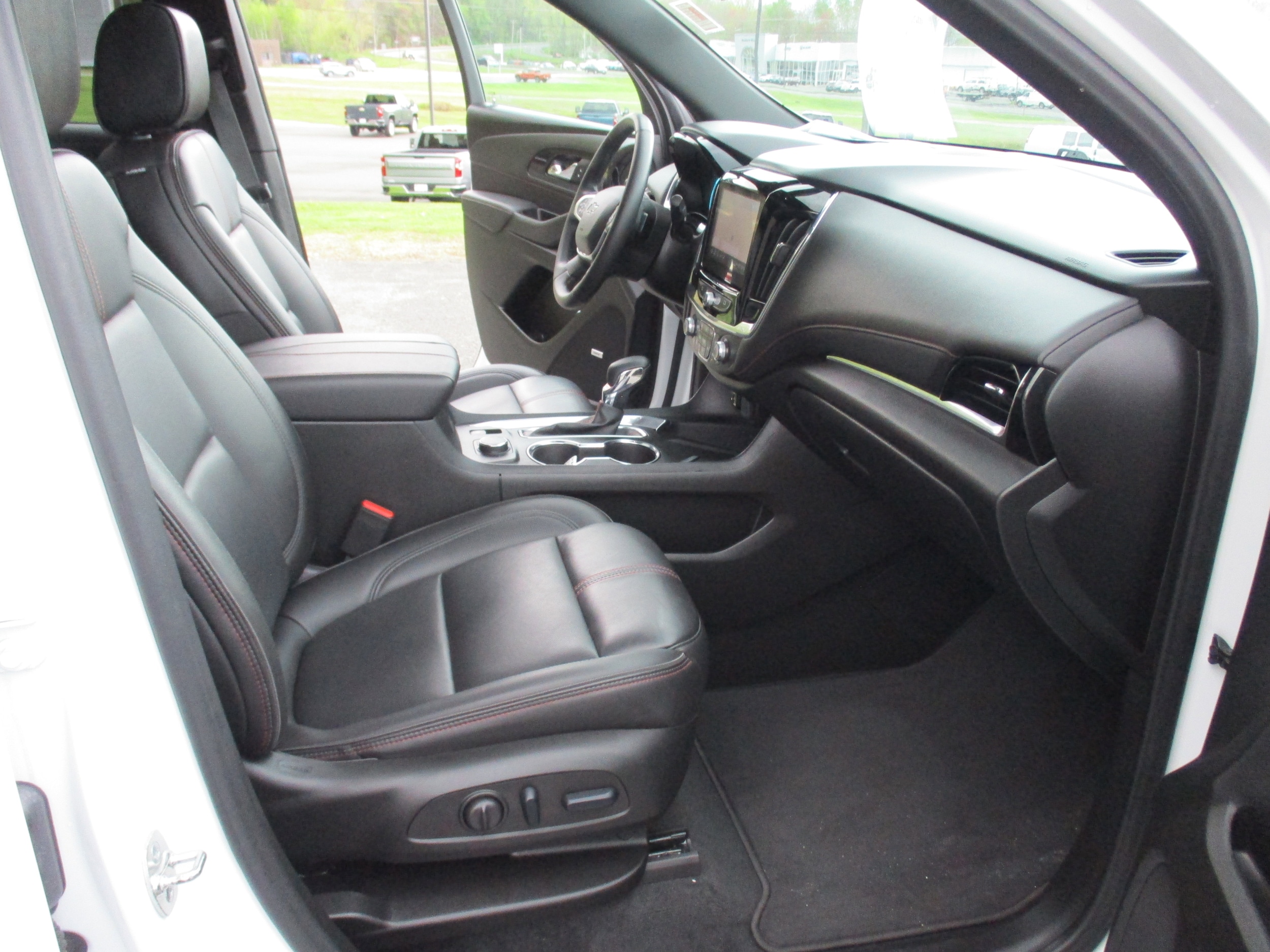2023 Chevrolet Traverse RS - Photo 15