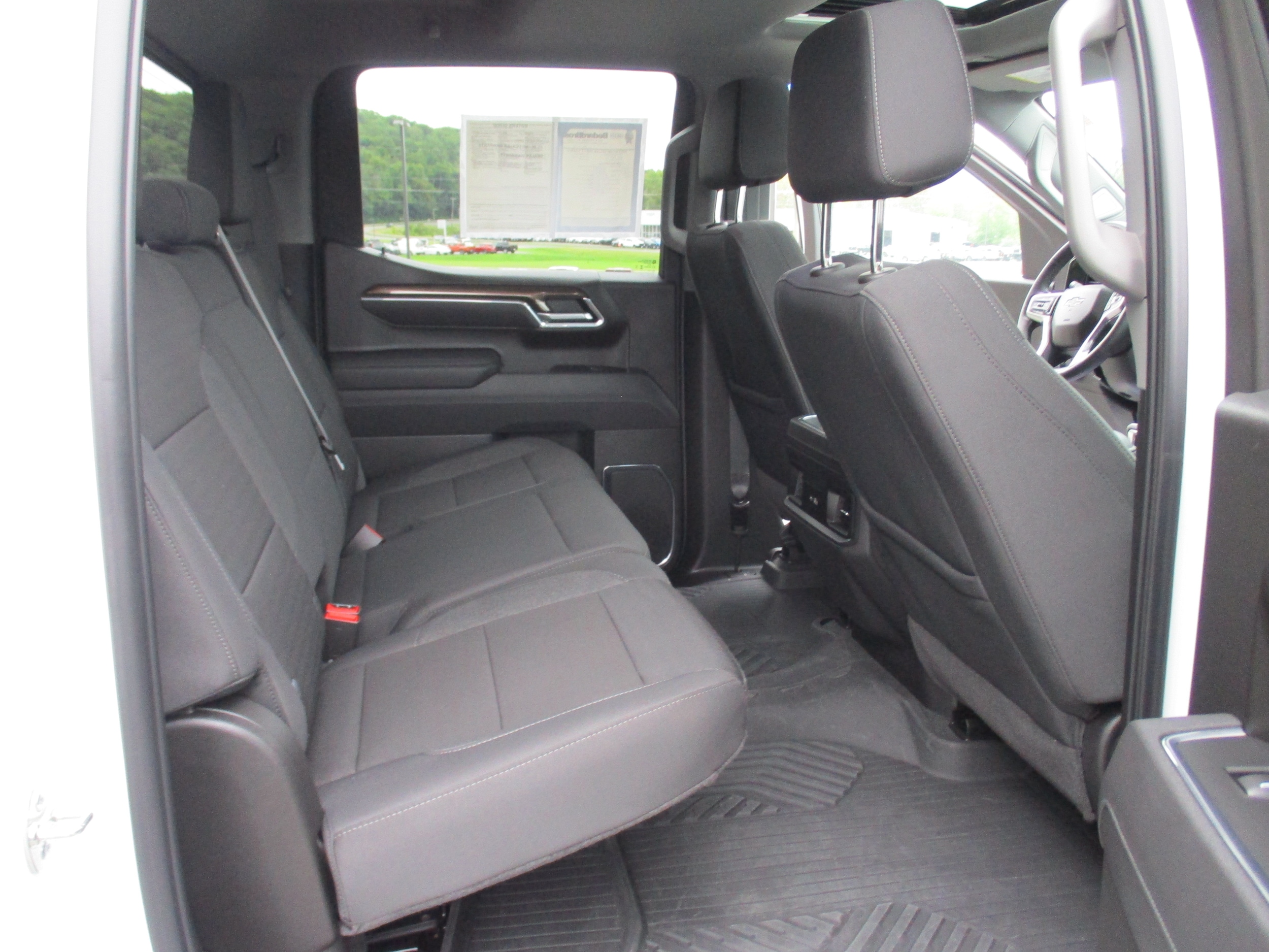 2025 Chevrolet Silverado 1500 LT Trail Boss - Photo 14