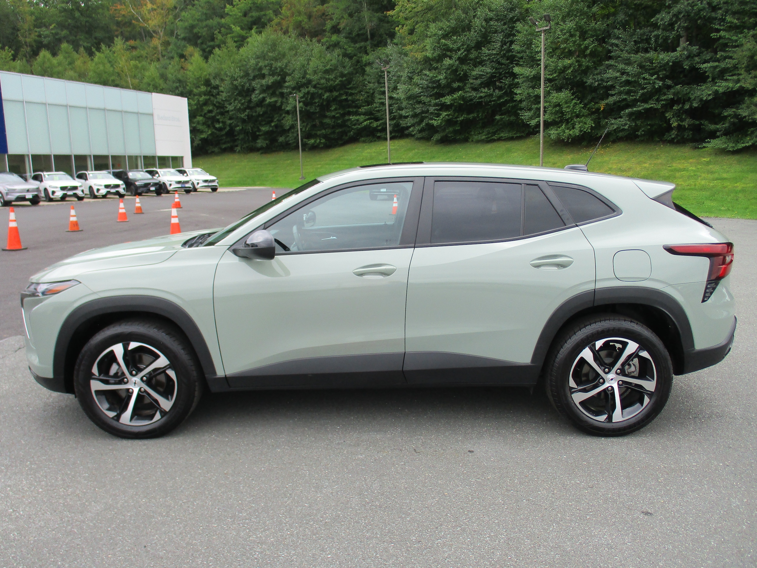 2024 Chevrolet Trax RS - Photo 8