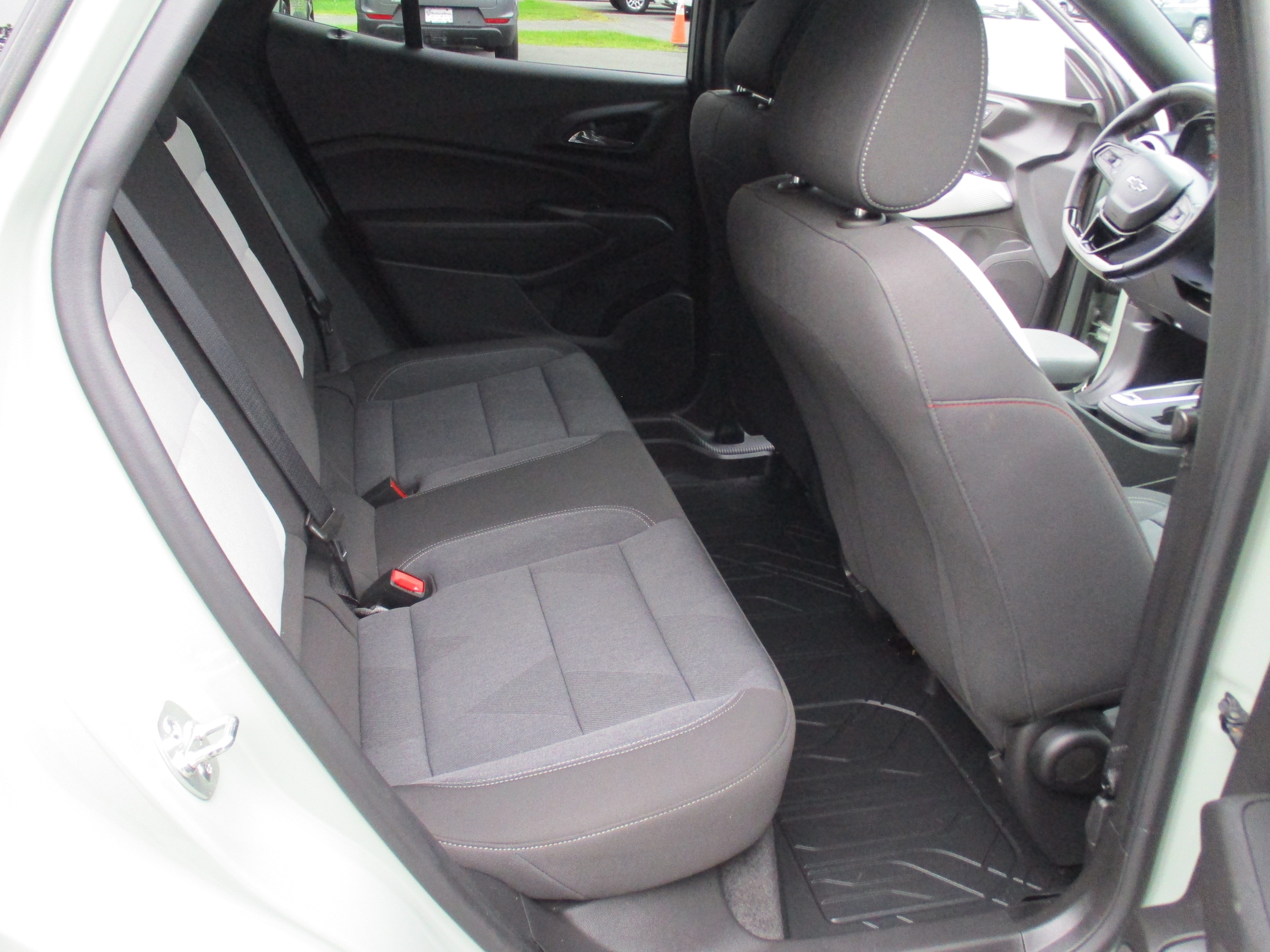 2024 Chevrolet Trax RS - Photo 15