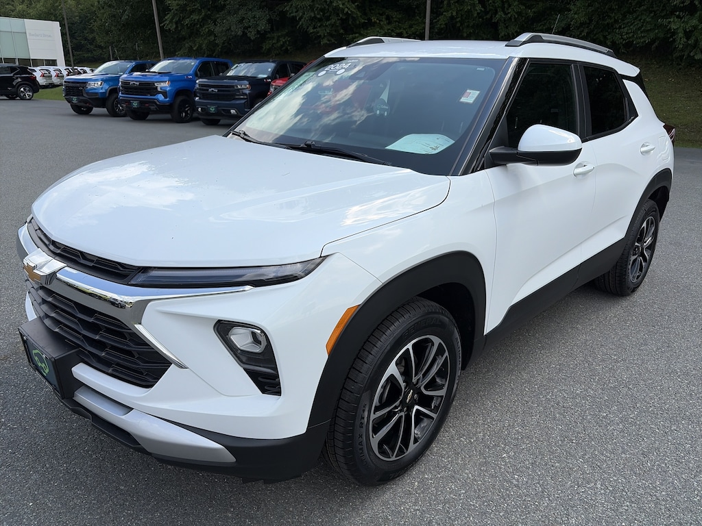 Used 2024 Chevrolet Trailblazer LT SUV