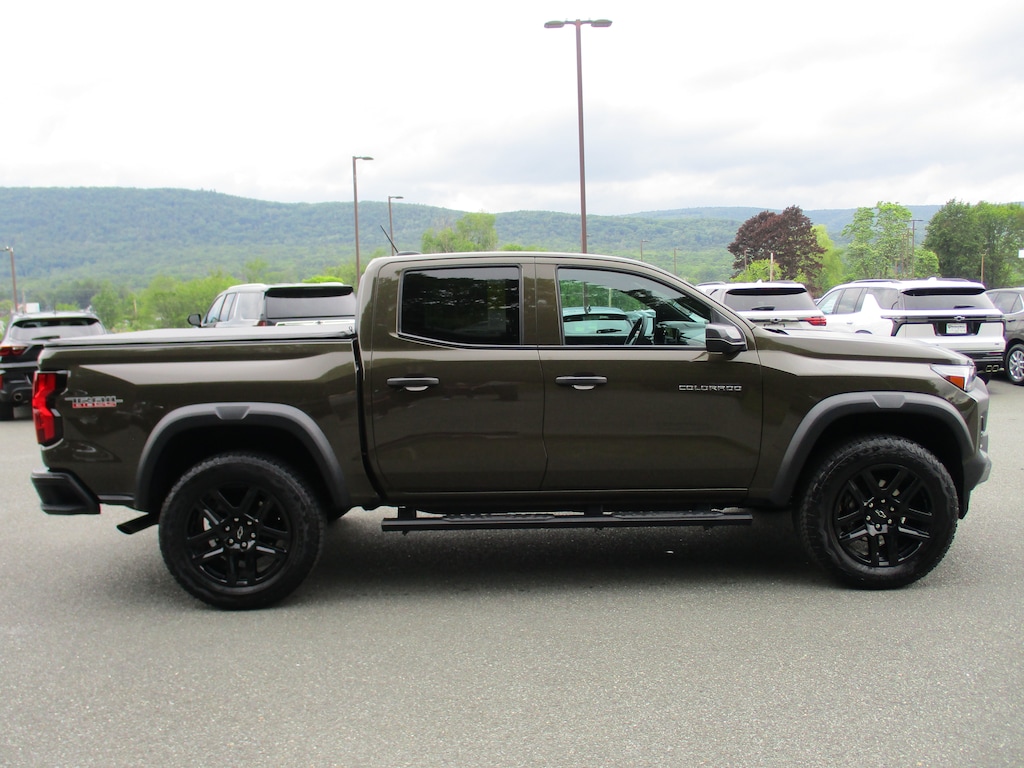 Used 2025 Chevrolet Colorado Trail Boss Truck