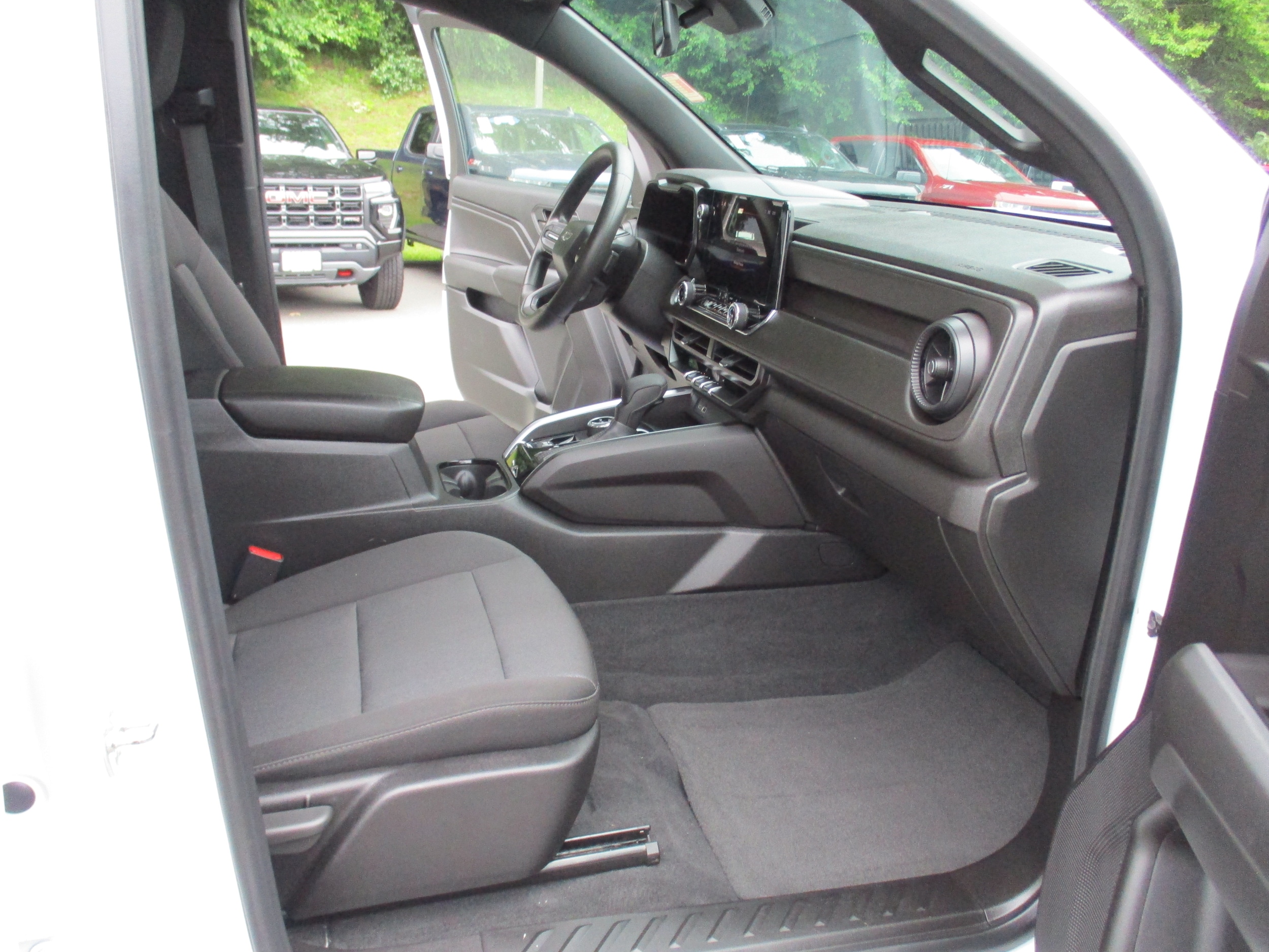 2024 Chevrolet Colorado Trail Boss - Photo 15