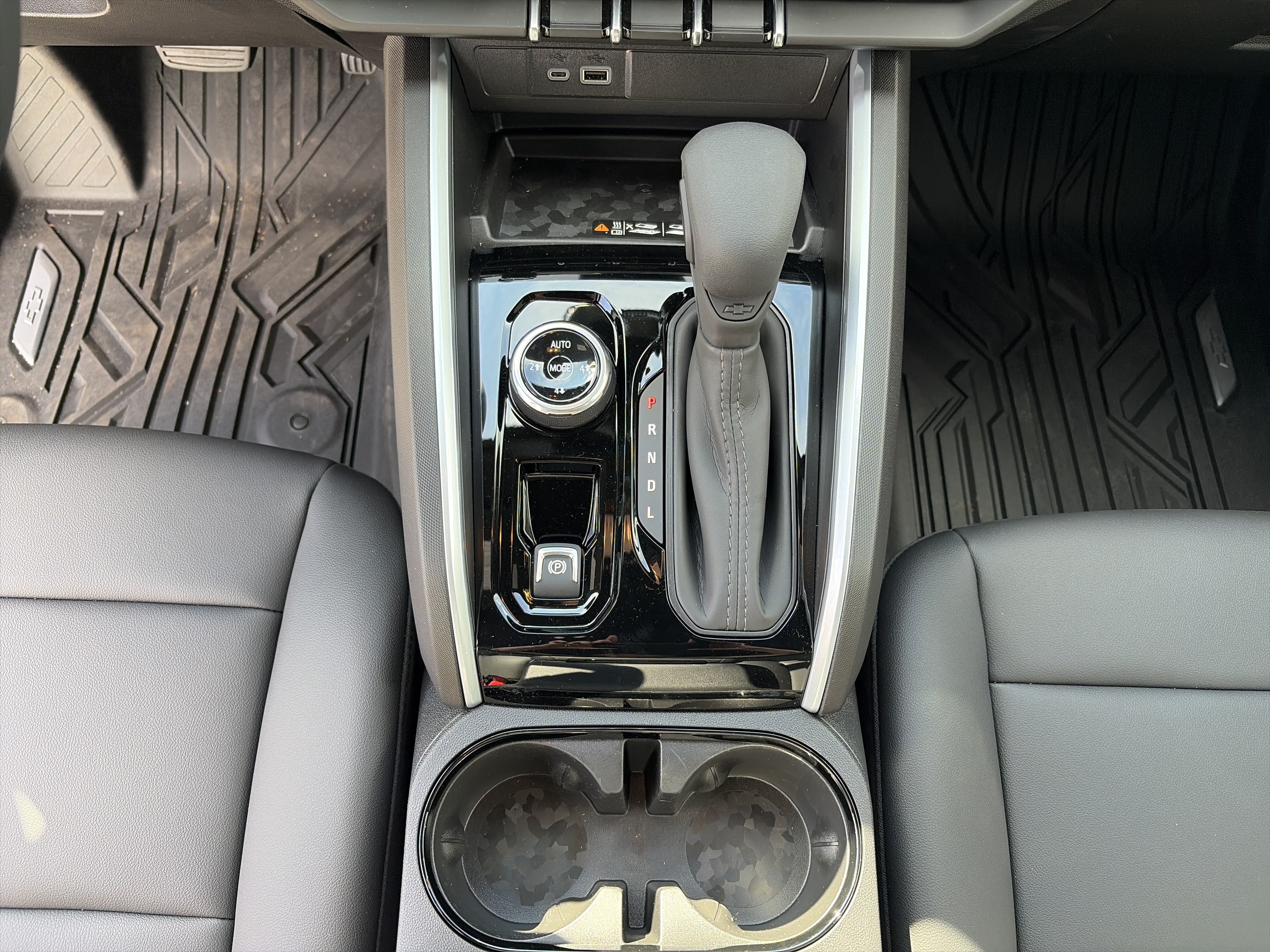 2026 Chevrolet Colorado Trail Boss - Photo 16