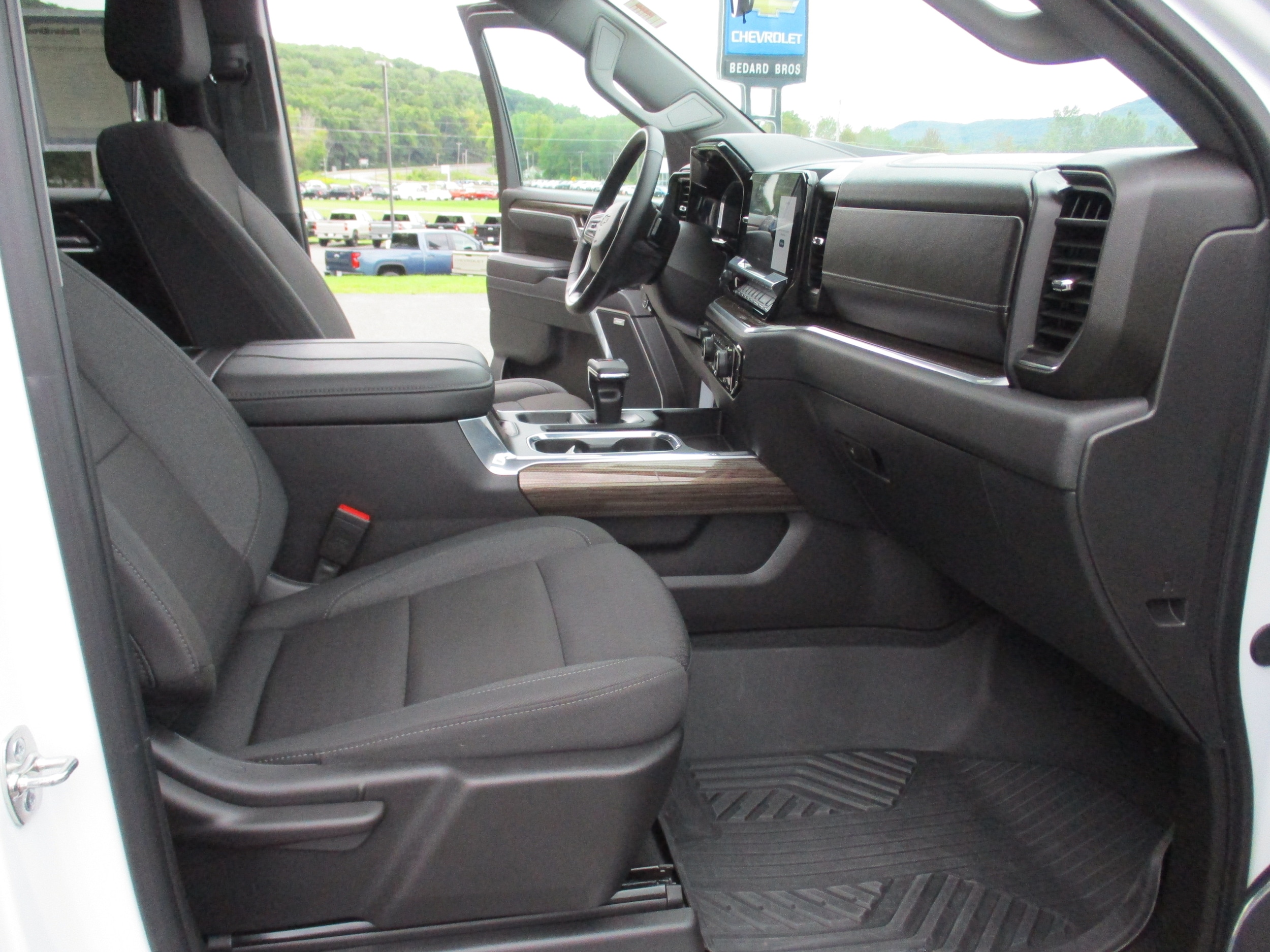 2025 Chevrolet Silverado 1500 LT Trail Boss - Photo 15