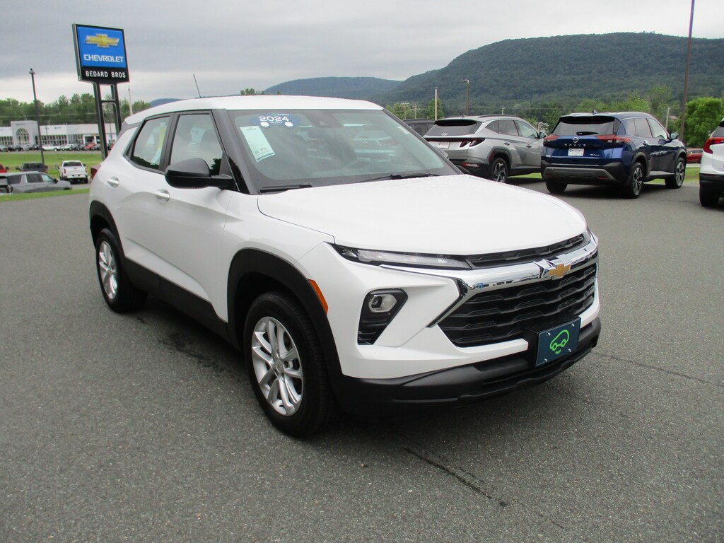 Used 2024 Chevrolet Trailblazer LS SUV