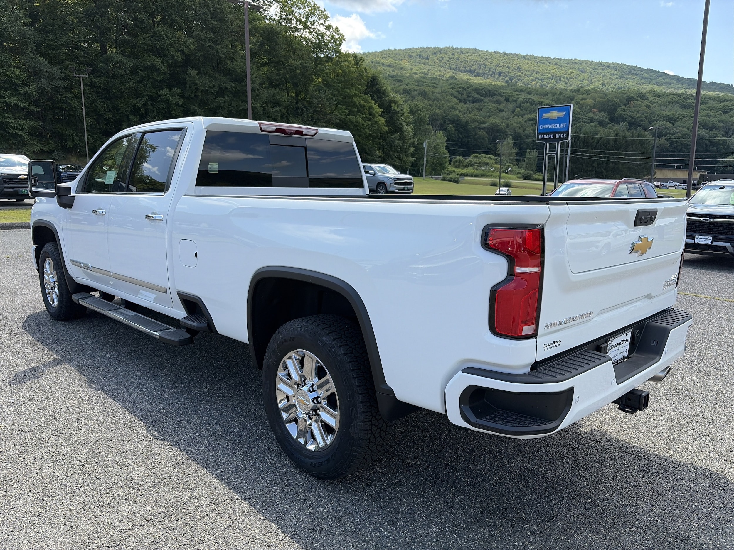 2026 Chevrolet Silverado 3500 HD High Country - Photo 3