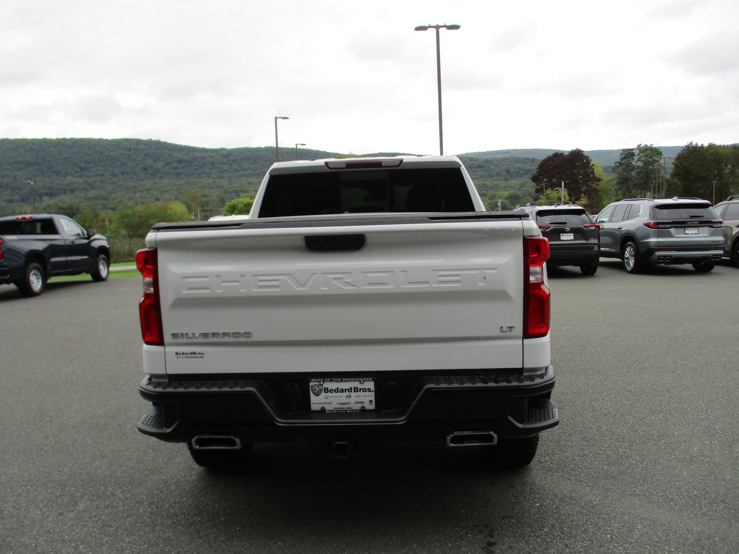 2025 Chevrolet Silverado 1500 LT Trail Boss - Photo 6
