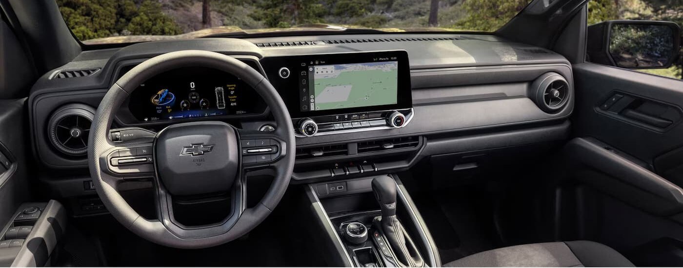 The black dash in a 2025 Chevy Colorado for sale near Bennington.