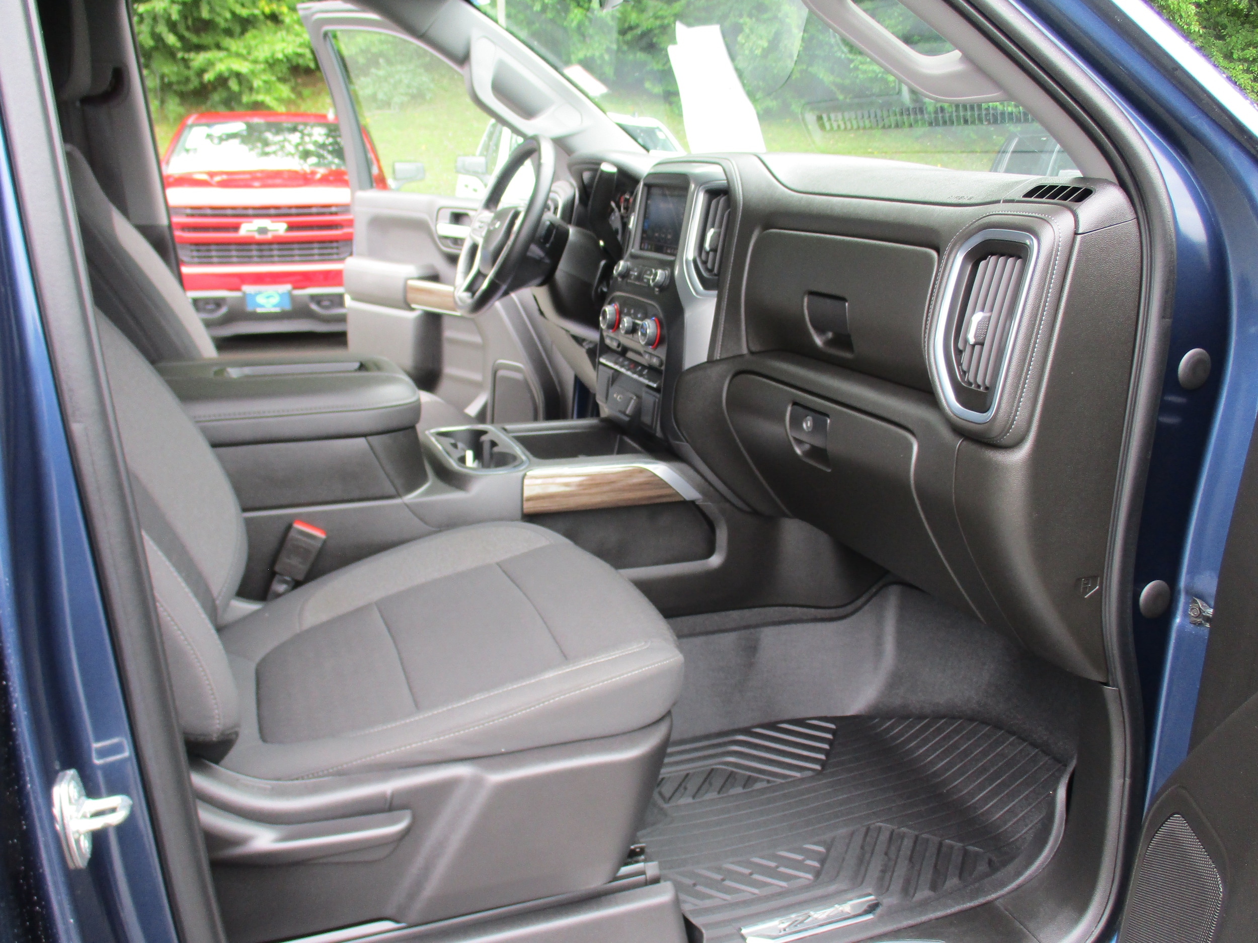 2022 Chevrolet Silverado 1500 Limited RST - Photo 15