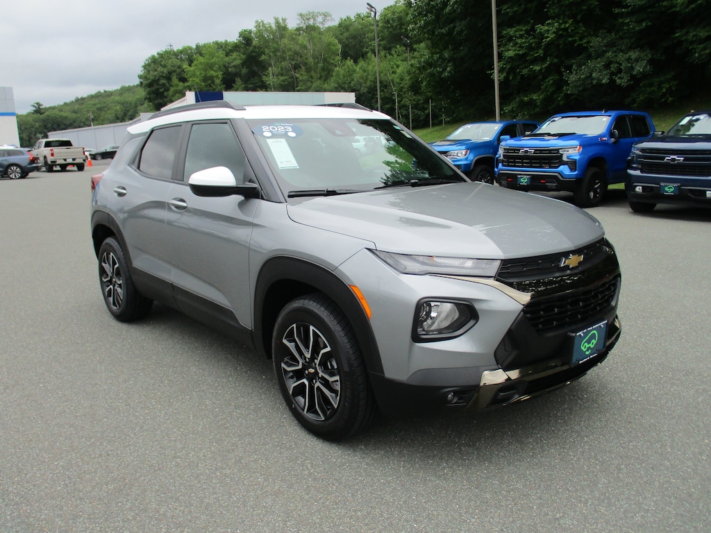 Used 2023 Chevrolet Trailblazer Activ SUV