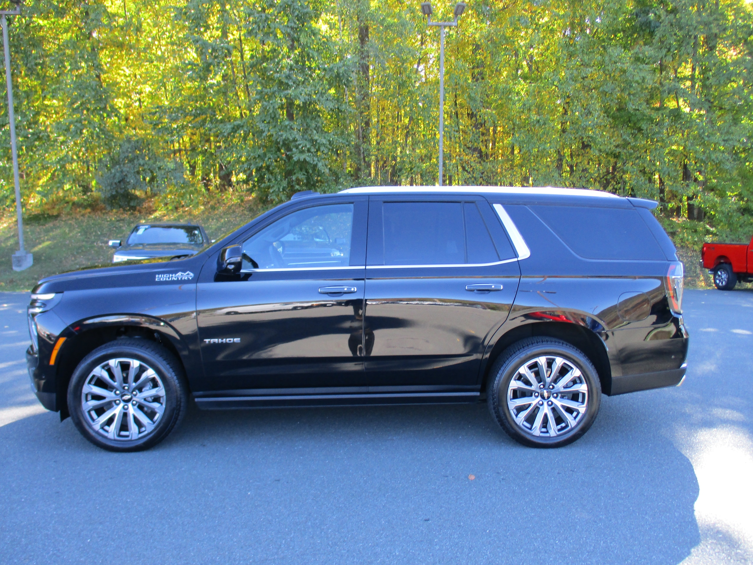 2025 Chevrolet Tahoe High Country - Photo 8
