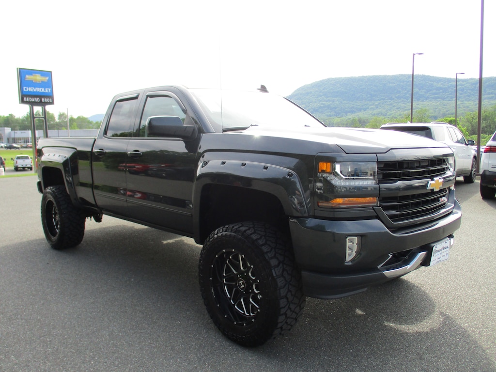 Used 2018 Chevrolet Silverado 1500 LT Truck