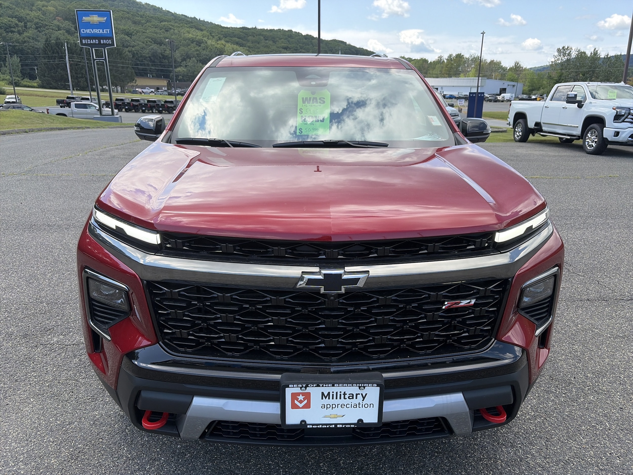 2026 Chevrolet Traverse Z71 - Photo 8