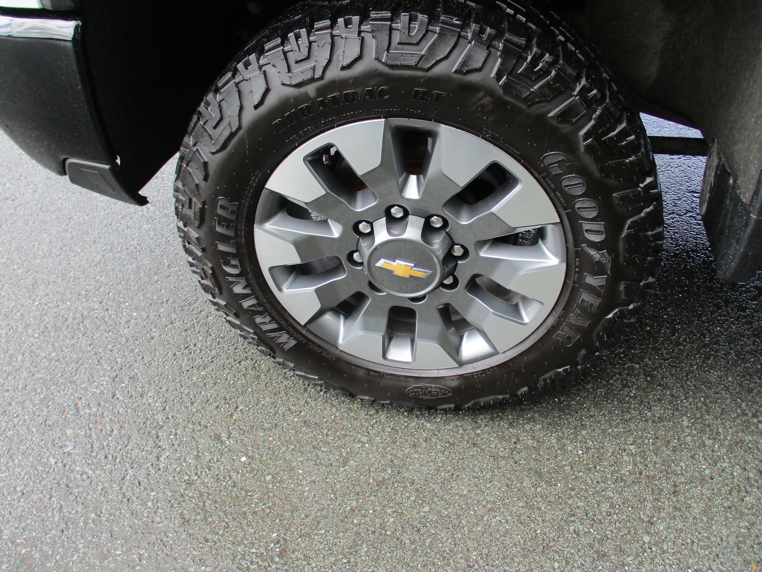 2024 Chevrolet Silverado 2500HD Custom - Photo 9
