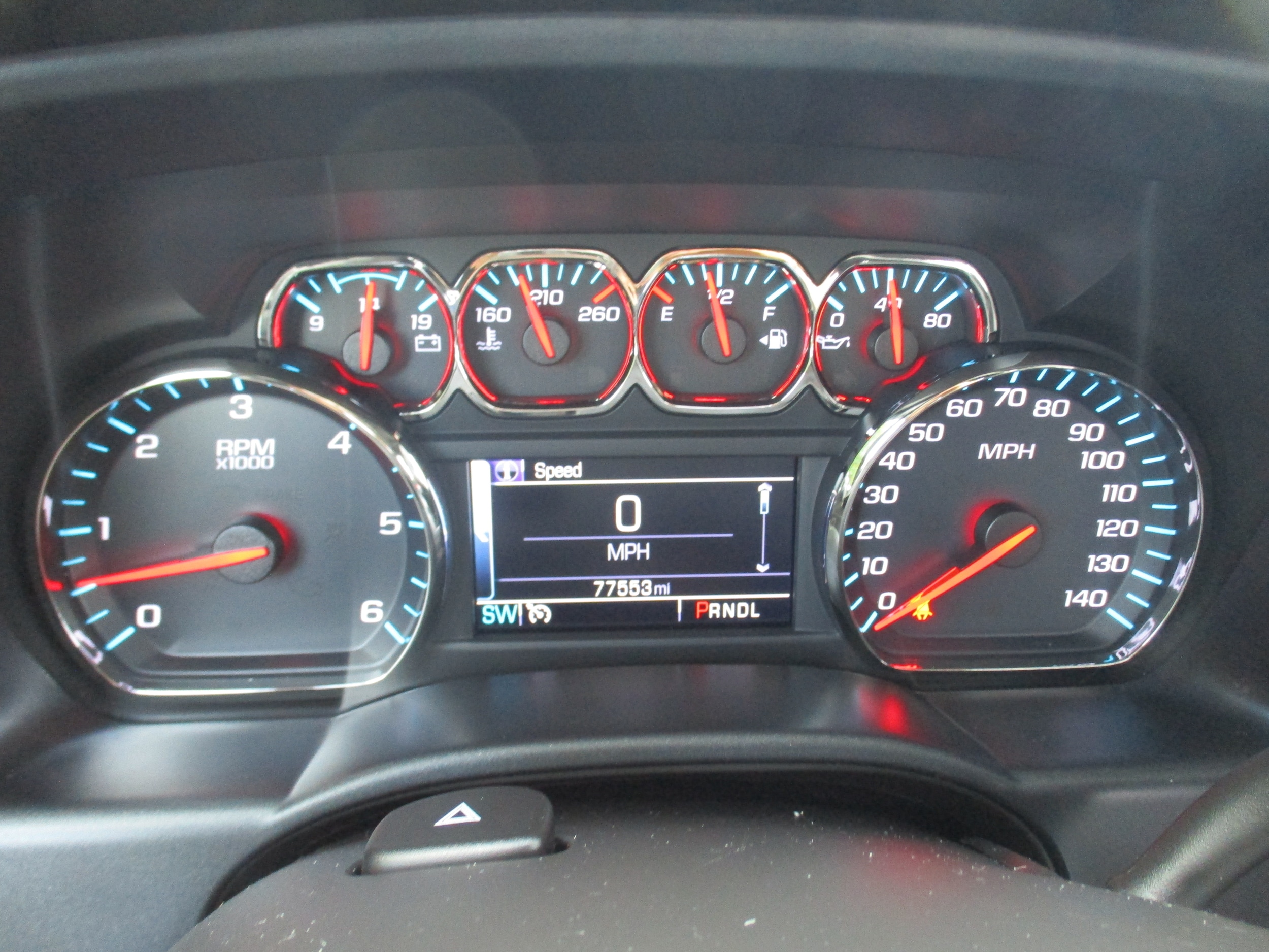 2018 Chevrolet Silverado 1500 LT - Photo 17