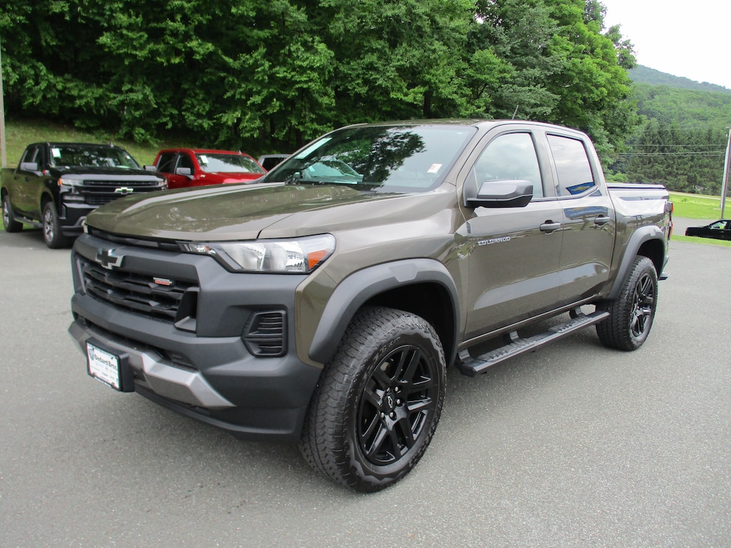 Used 2025 Chevrolet Colorado Trail Boss Truck