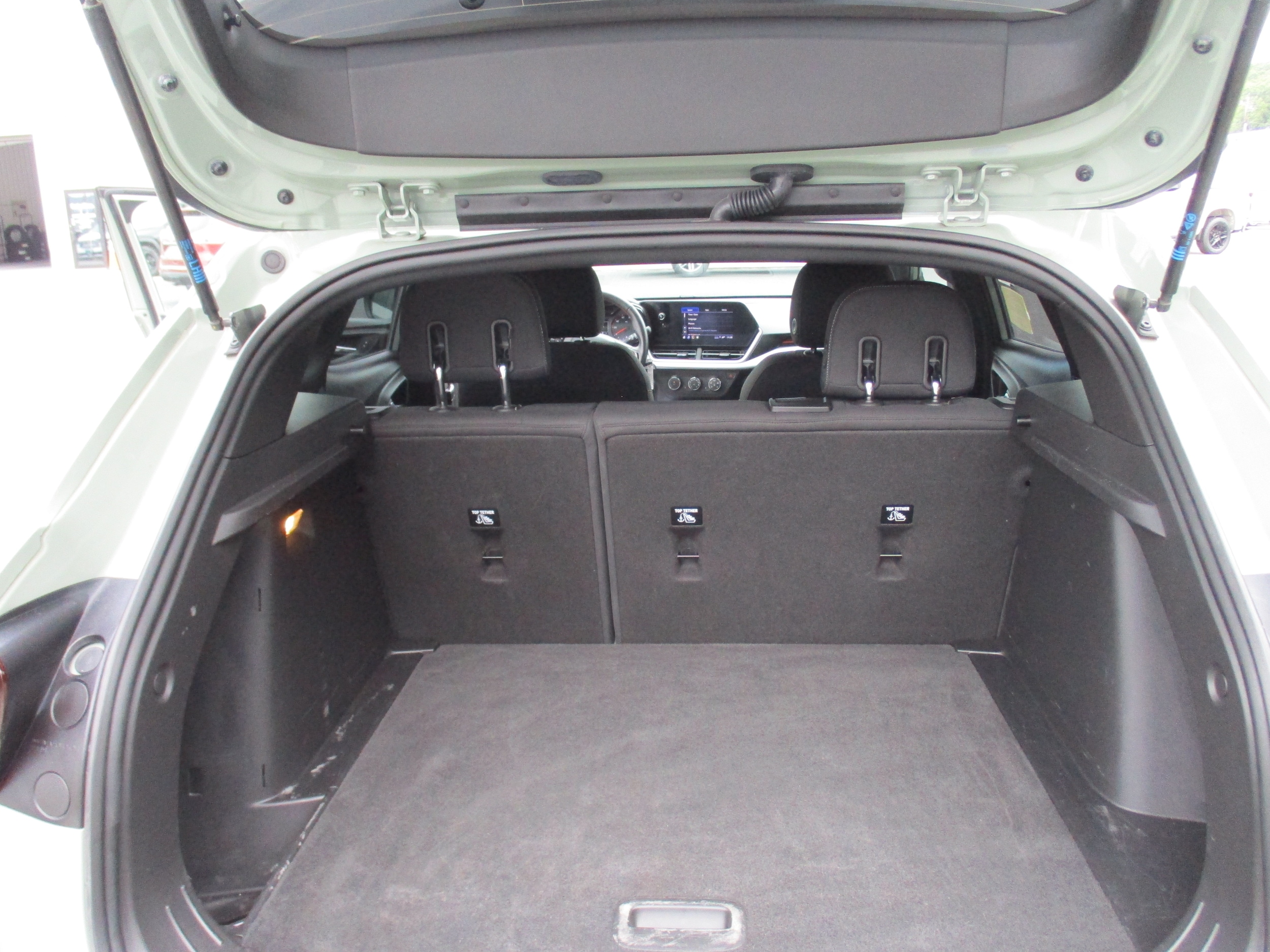 2024 Chevrolet Trax RS - Photo 14