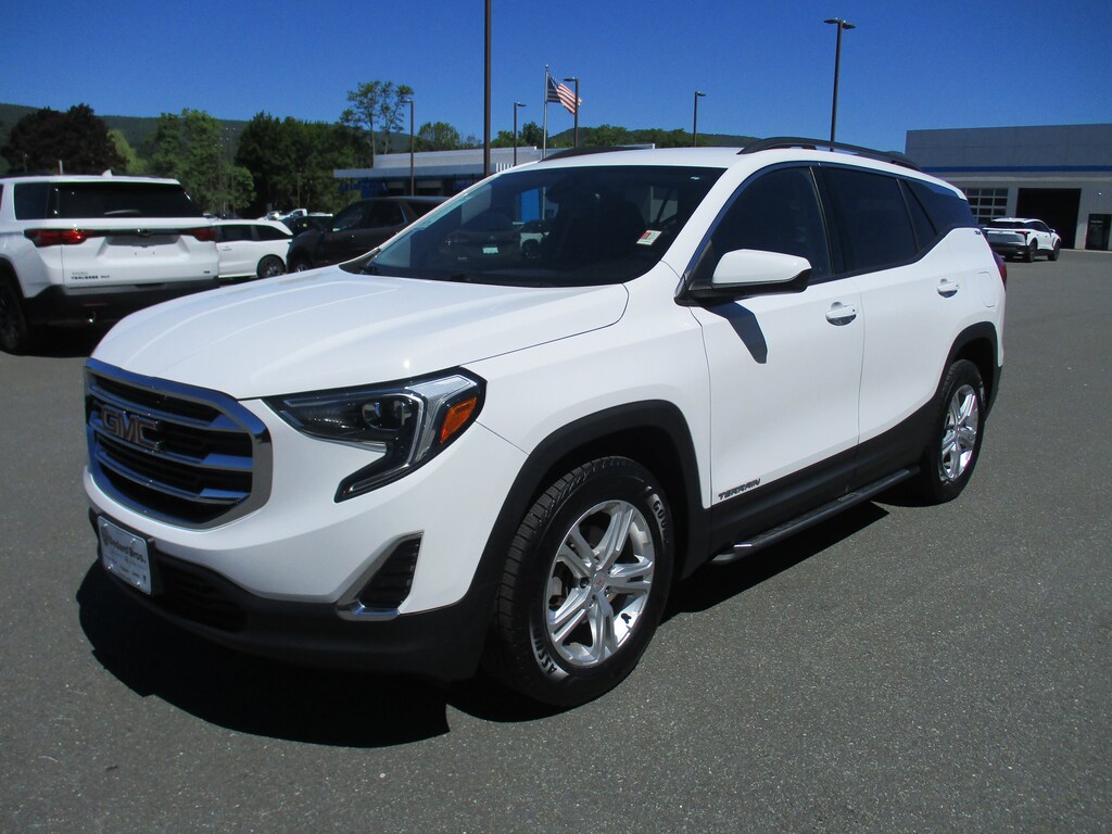 Used 2020 GMC Terrain SLE SUV
