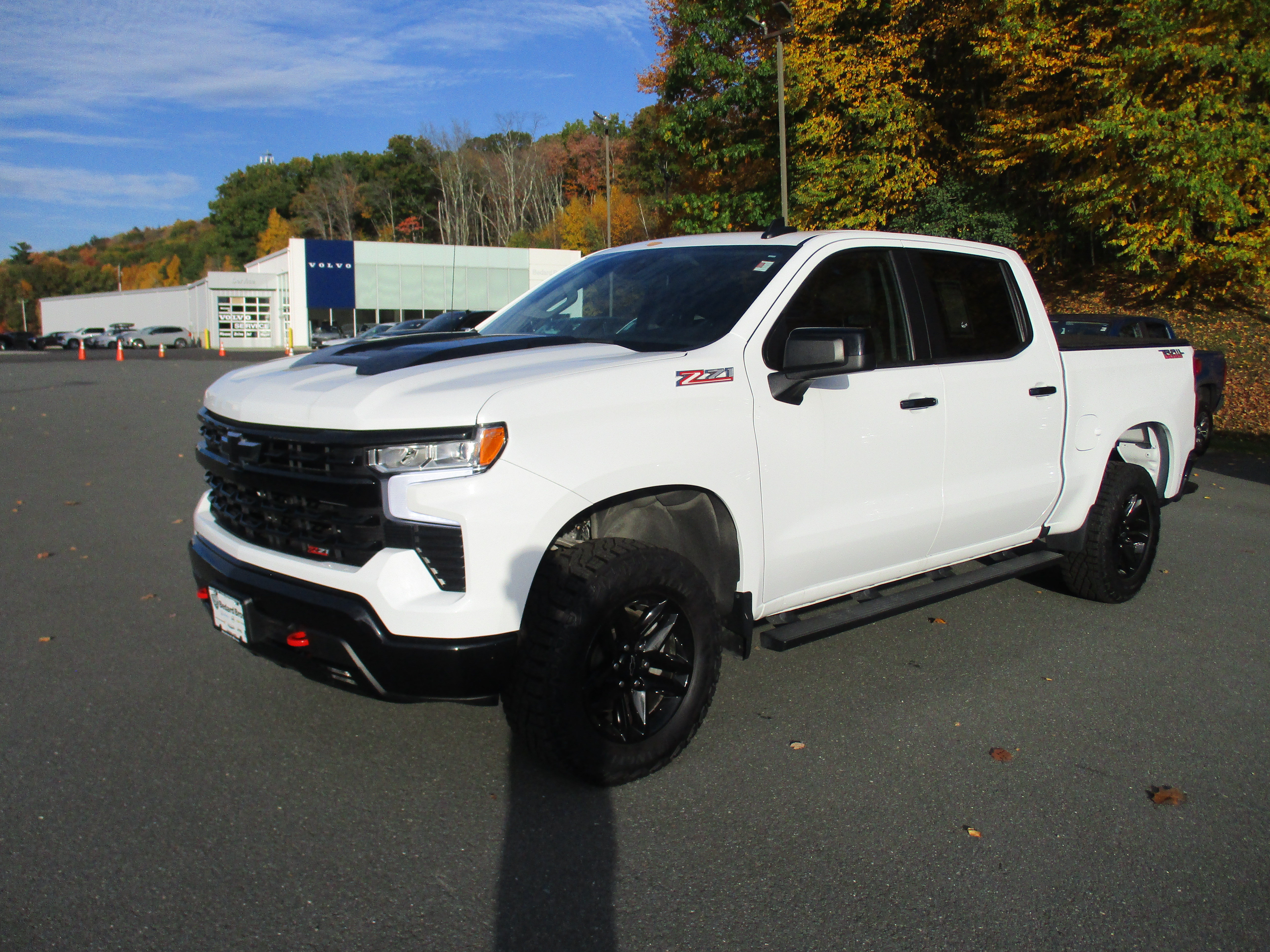 2025 Chevrolet Silverado 1500 LT Trail Boss - Photo 7