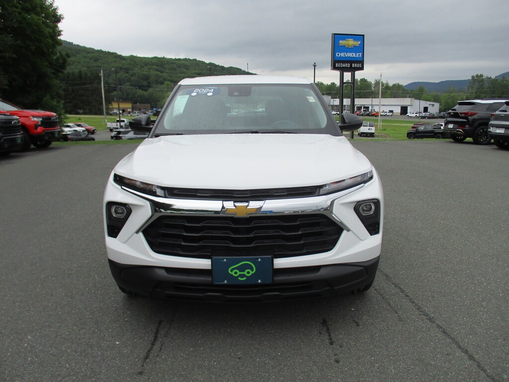 Used 2024 Chevrolet Trailblazer LS SUV