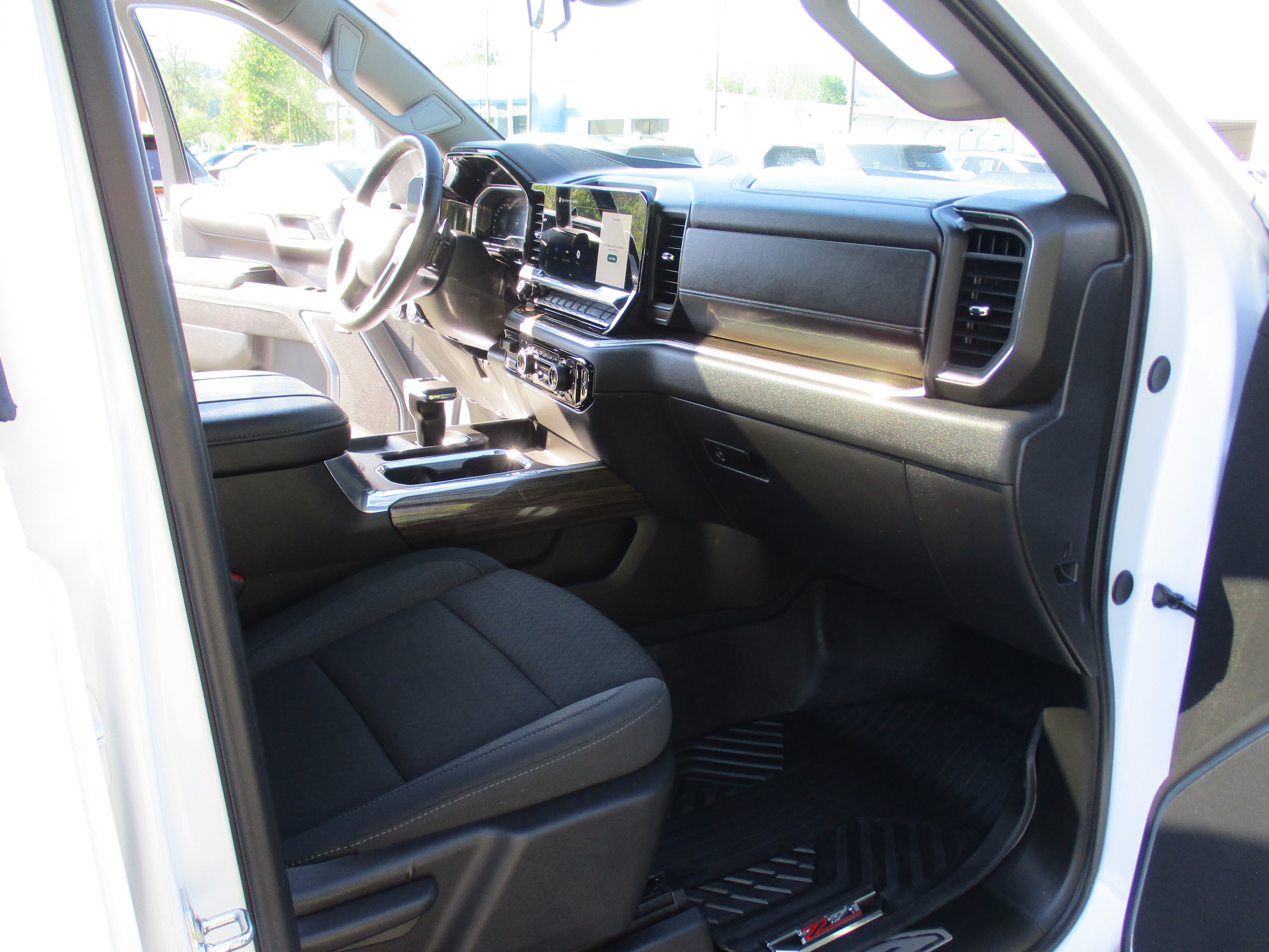 2025 Chevrolet Silverado 1500 LT Trail Boss - Photo 15