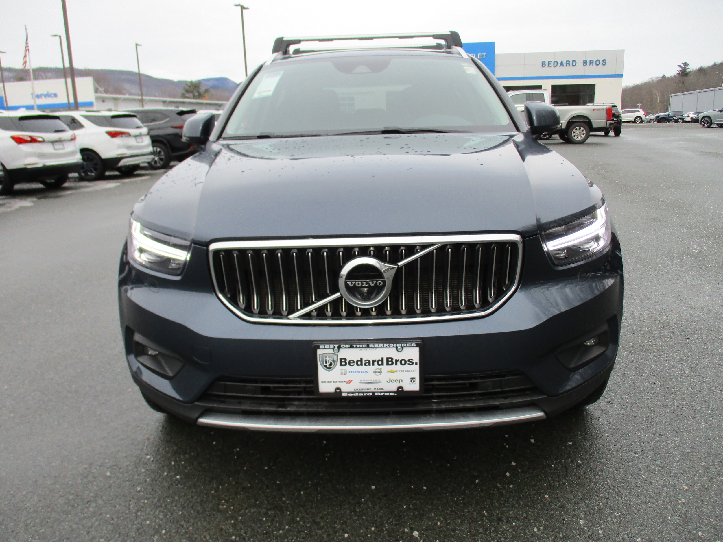 Used 2019 Volvo XC40 Inscription with VIN YV4162UL3K2119748 for sale in Cheshire, MA
