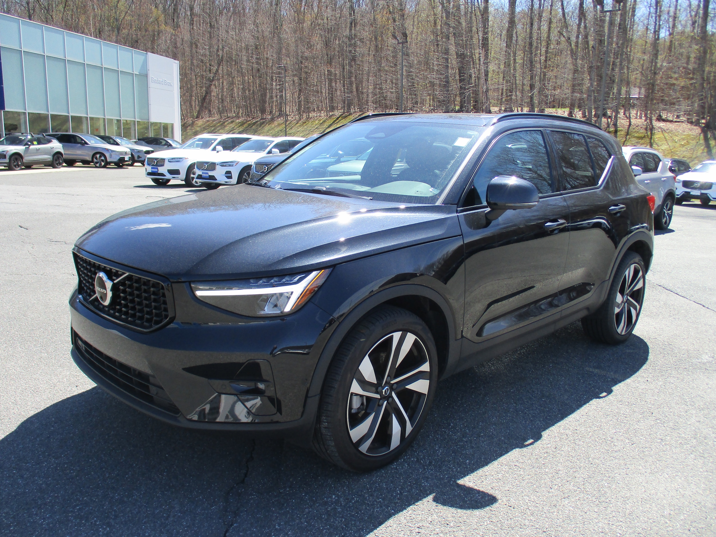 2023 Volvo XC40
