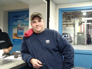 Staff member Dave Major from fa8e82267561