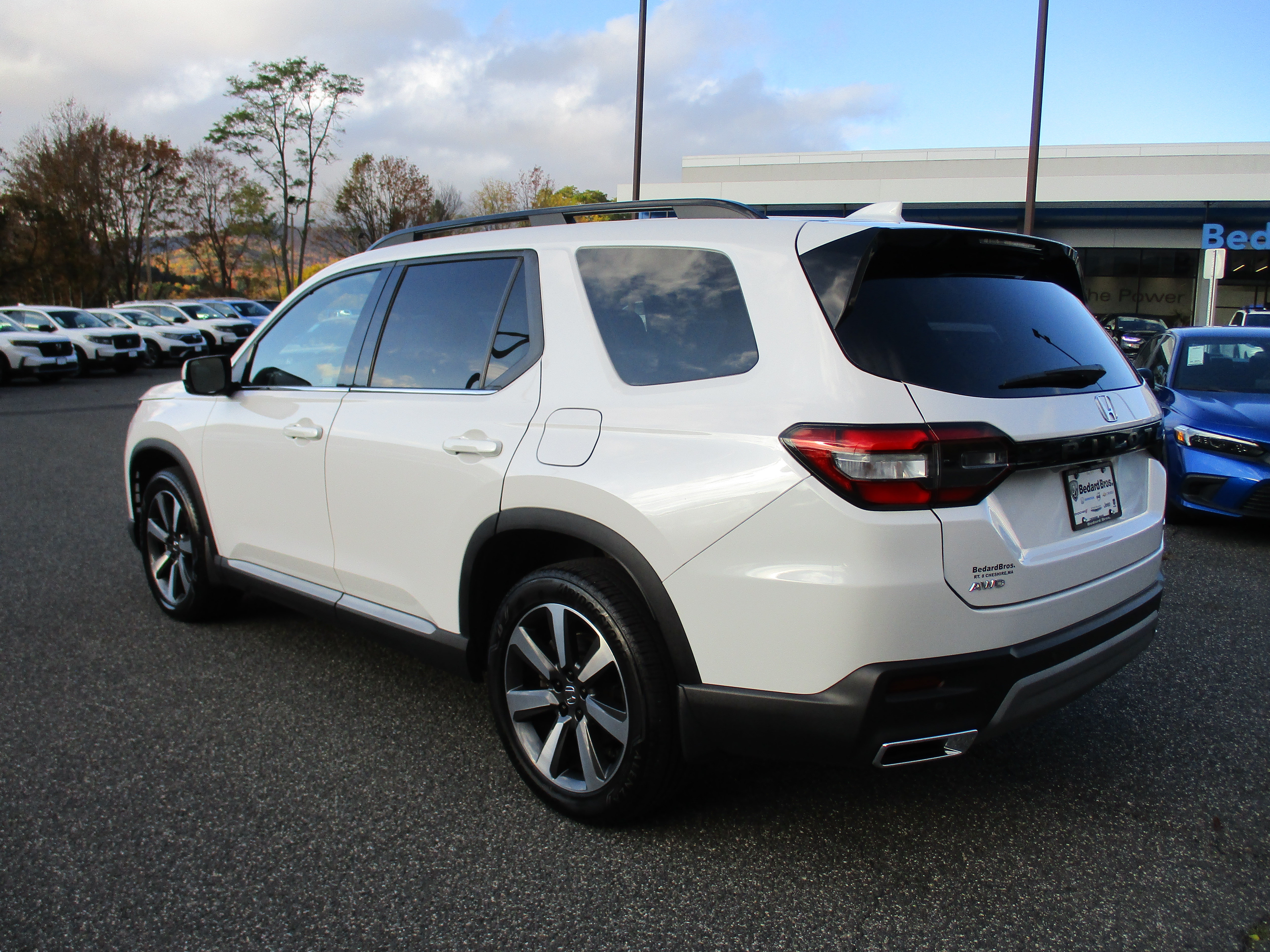 2024 Honda Pilot Touring - Photo 7