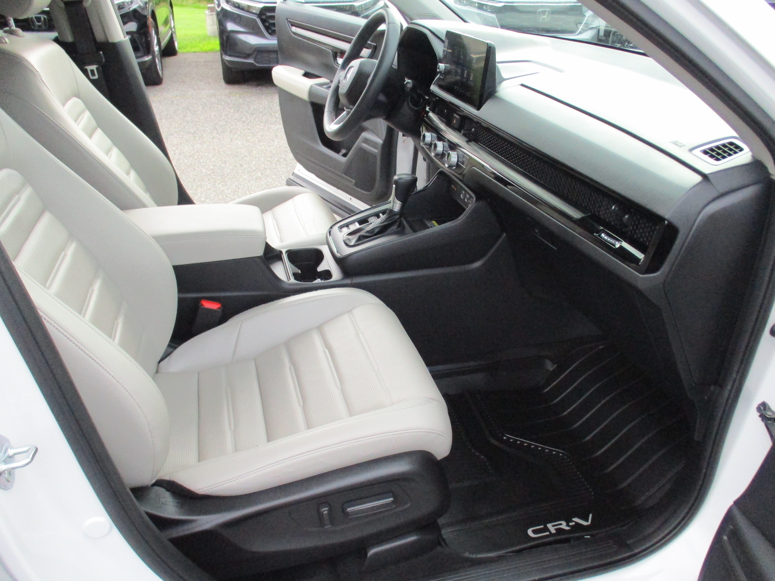 2024 Honda CR-V EX-L - Photo 16