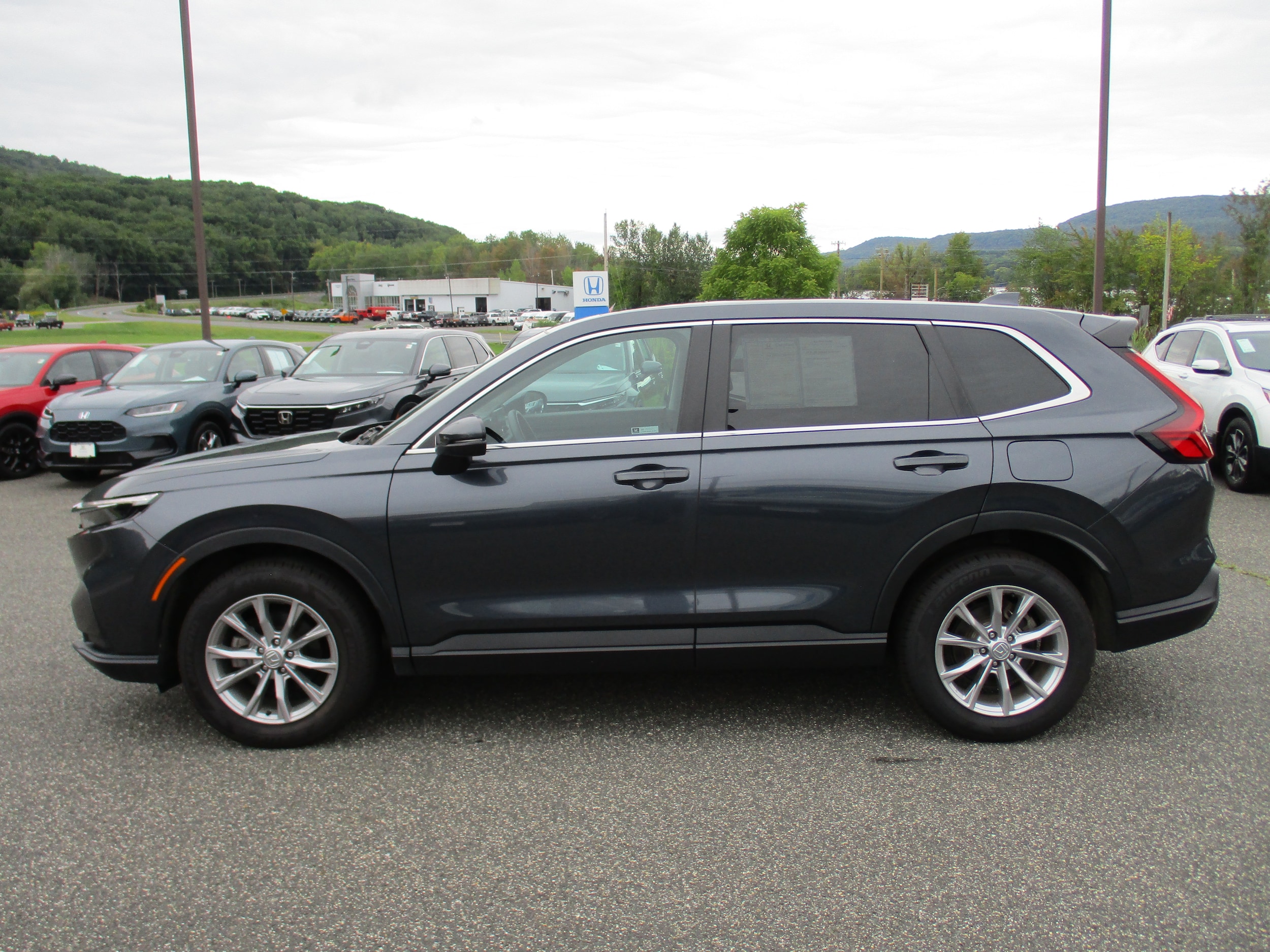 2024 Honda CR-V EX - Photo 8