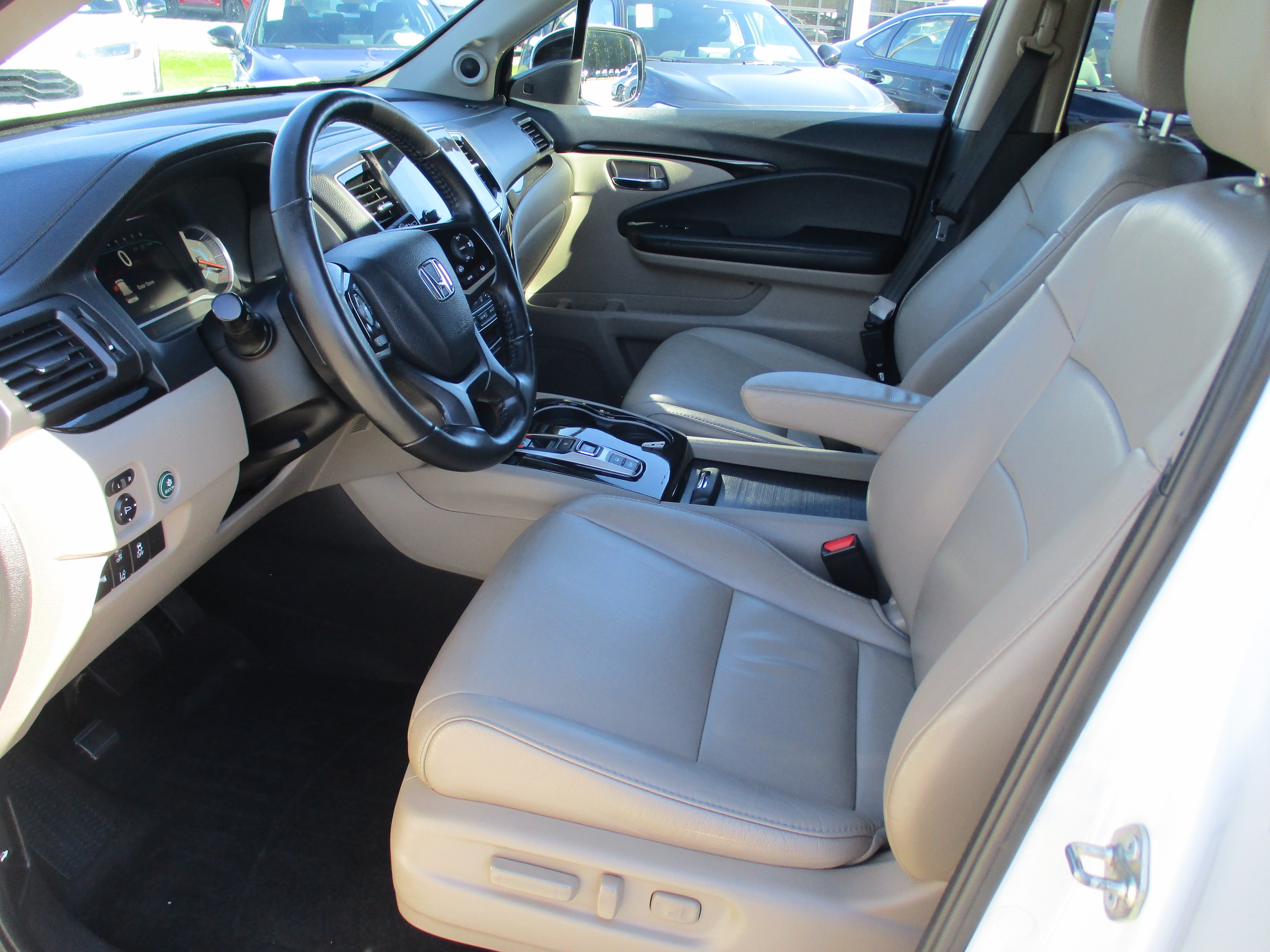 2020 Honda Pilot Touring - Photo 12