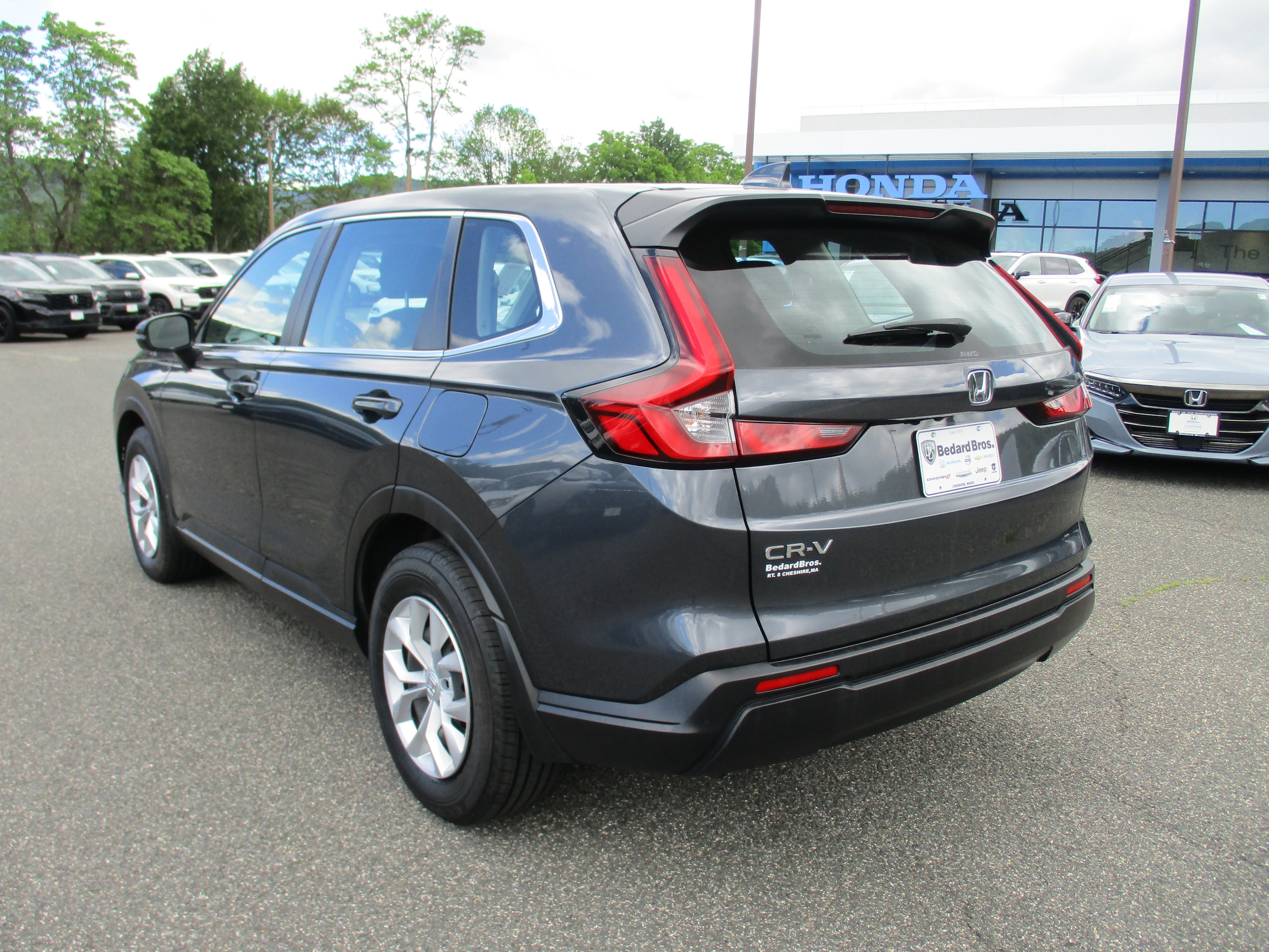 2024 Honda CR-V LX - Photo 7
