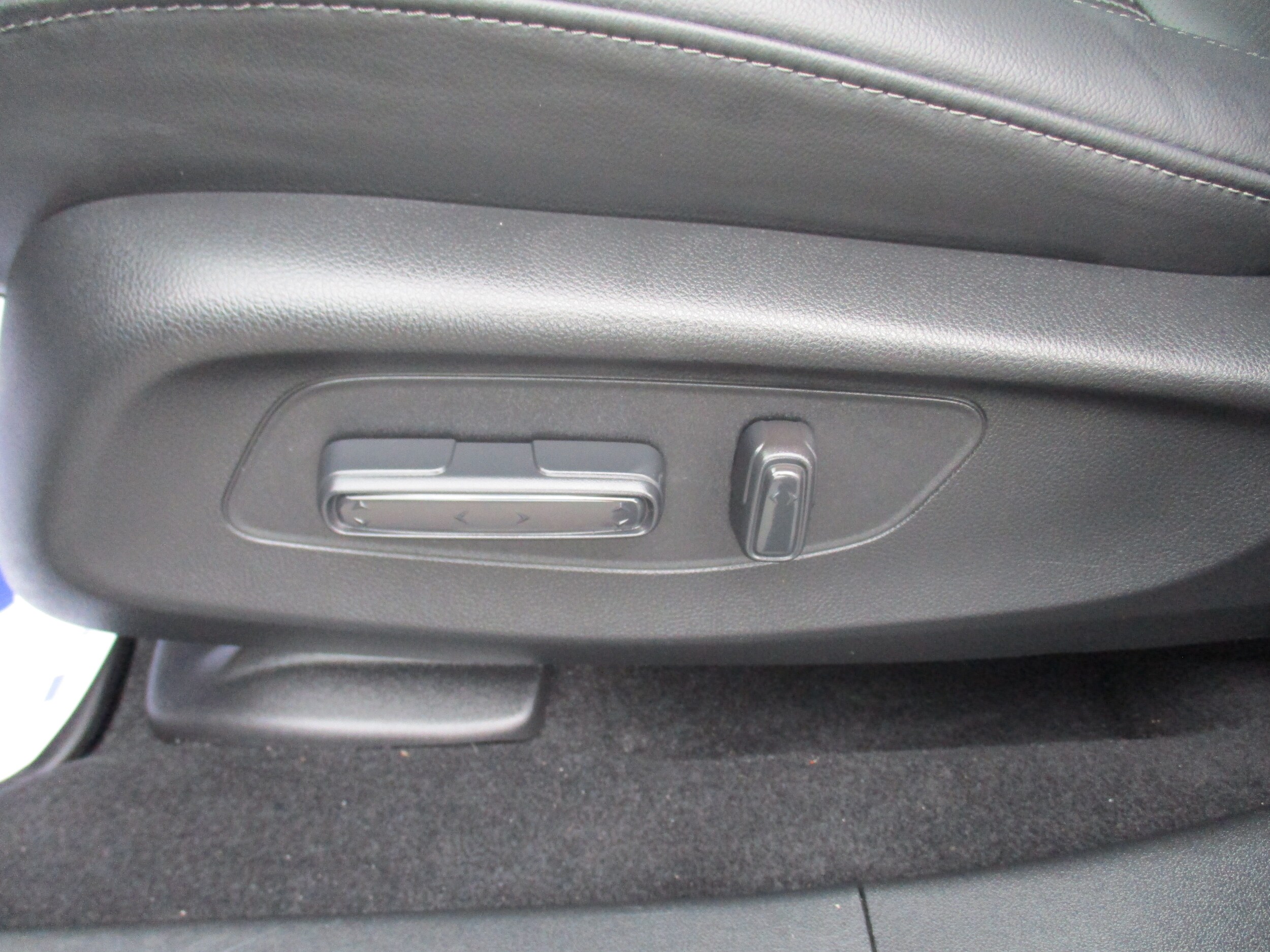 2024 Honda HR-V EX-L - Photo 16