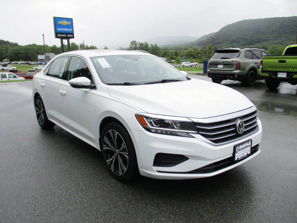 Used 2022 Volkswagen Passat 2.0T SE 2.0T SE Auto