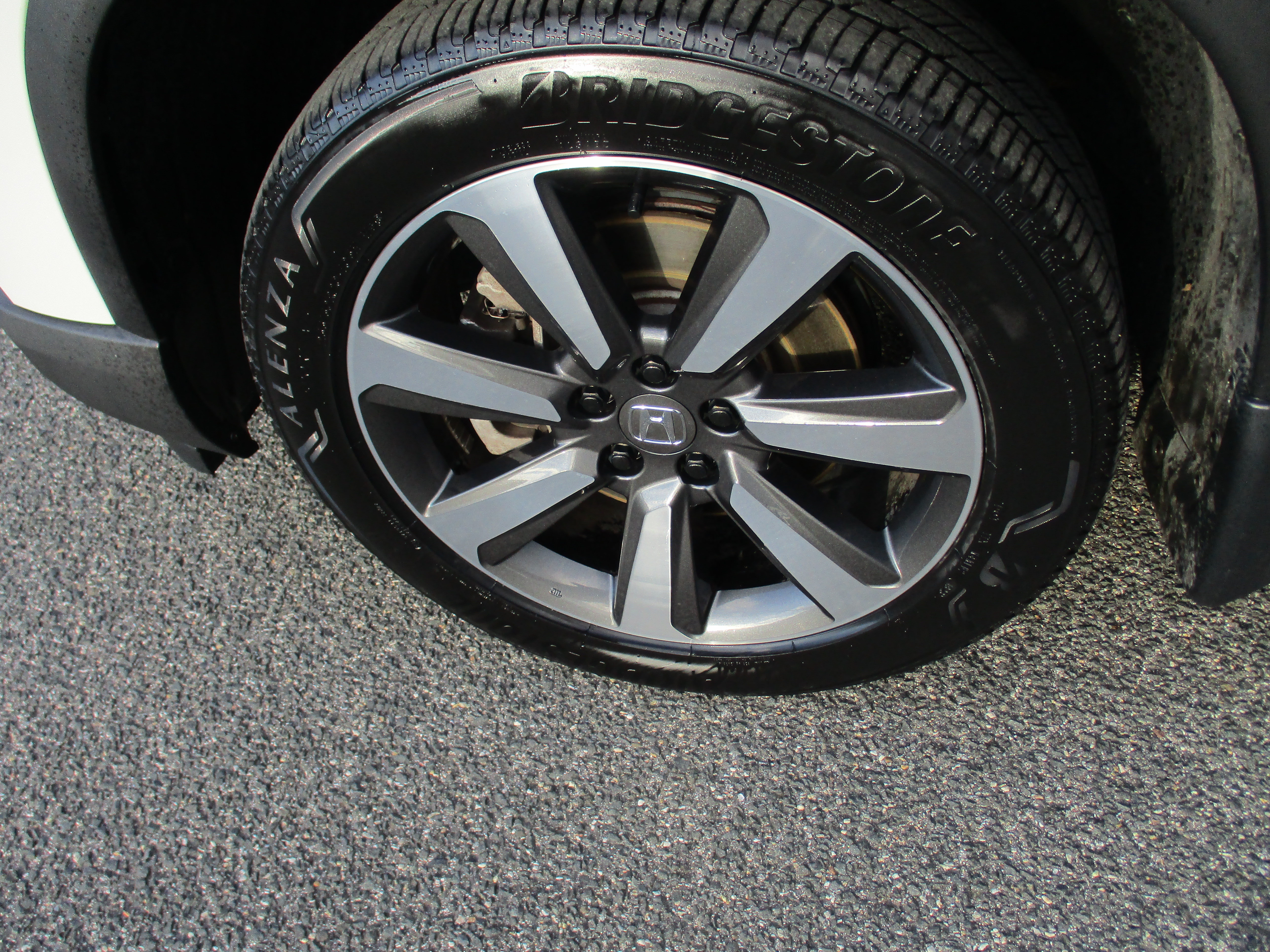 2024 Honda Pilot Touring - Photo 9