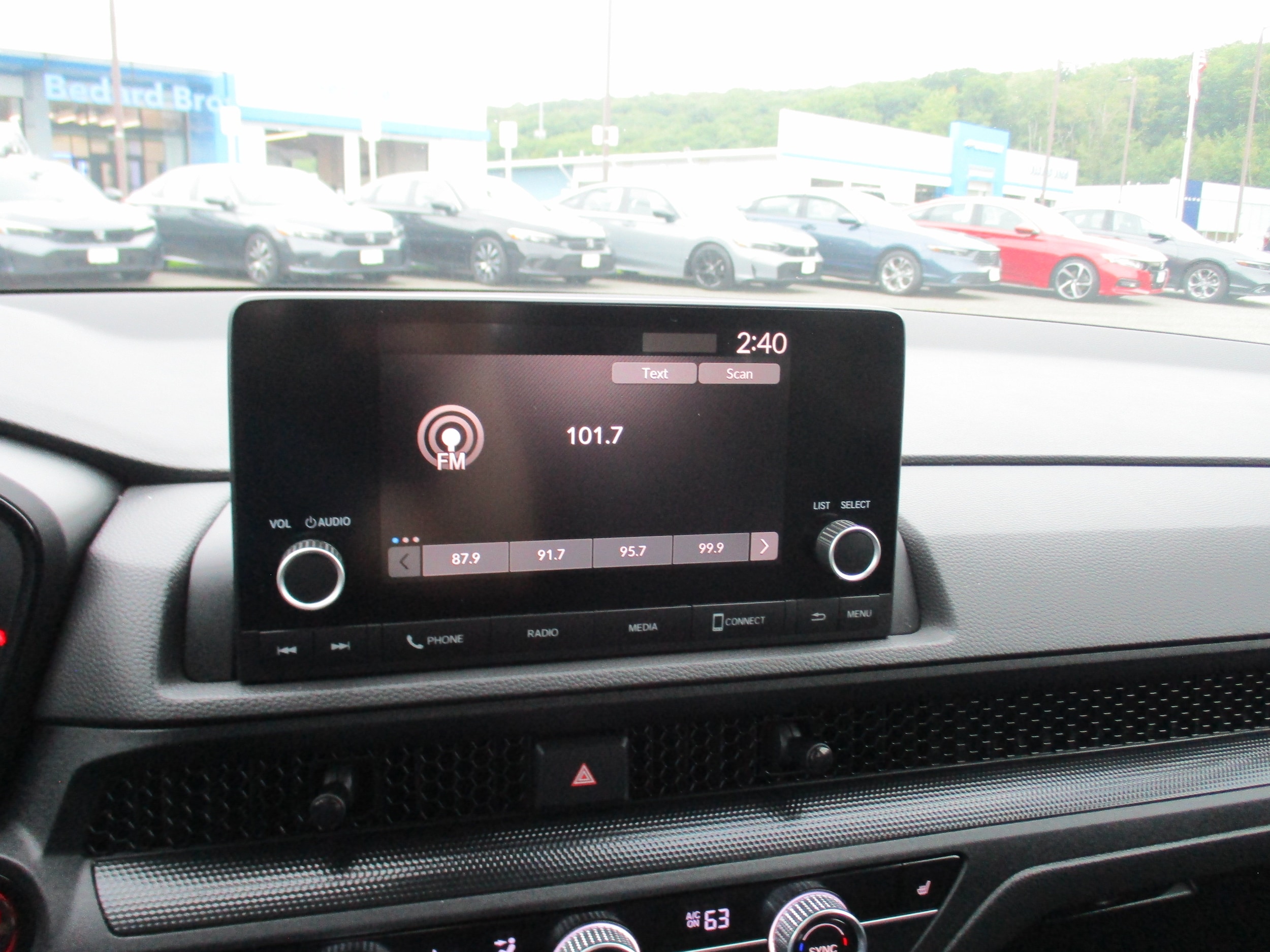 2024 Honda CR-V EX - Photo 17