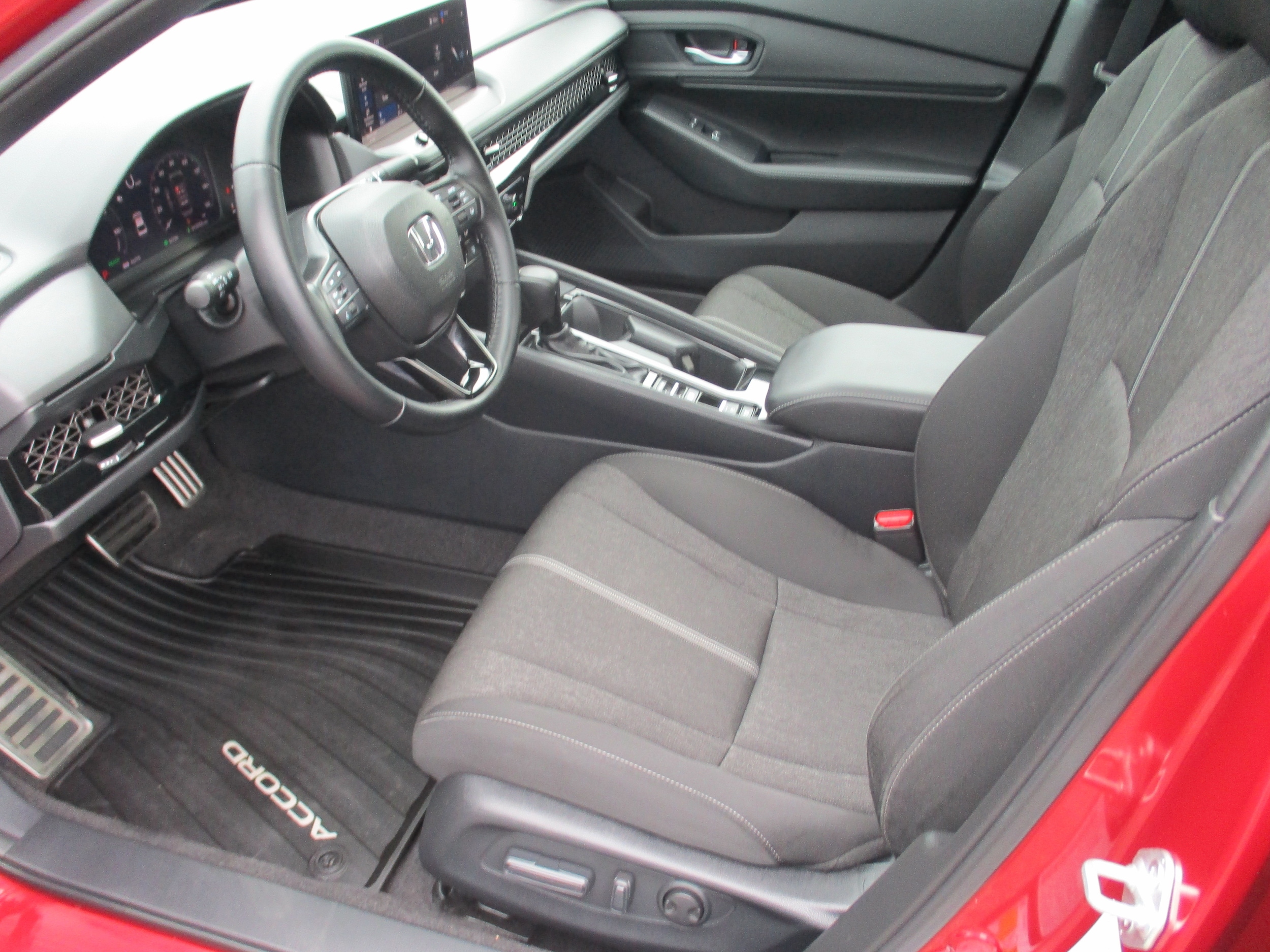 2024 Honda Accord Hybrid Sport - Photo 12