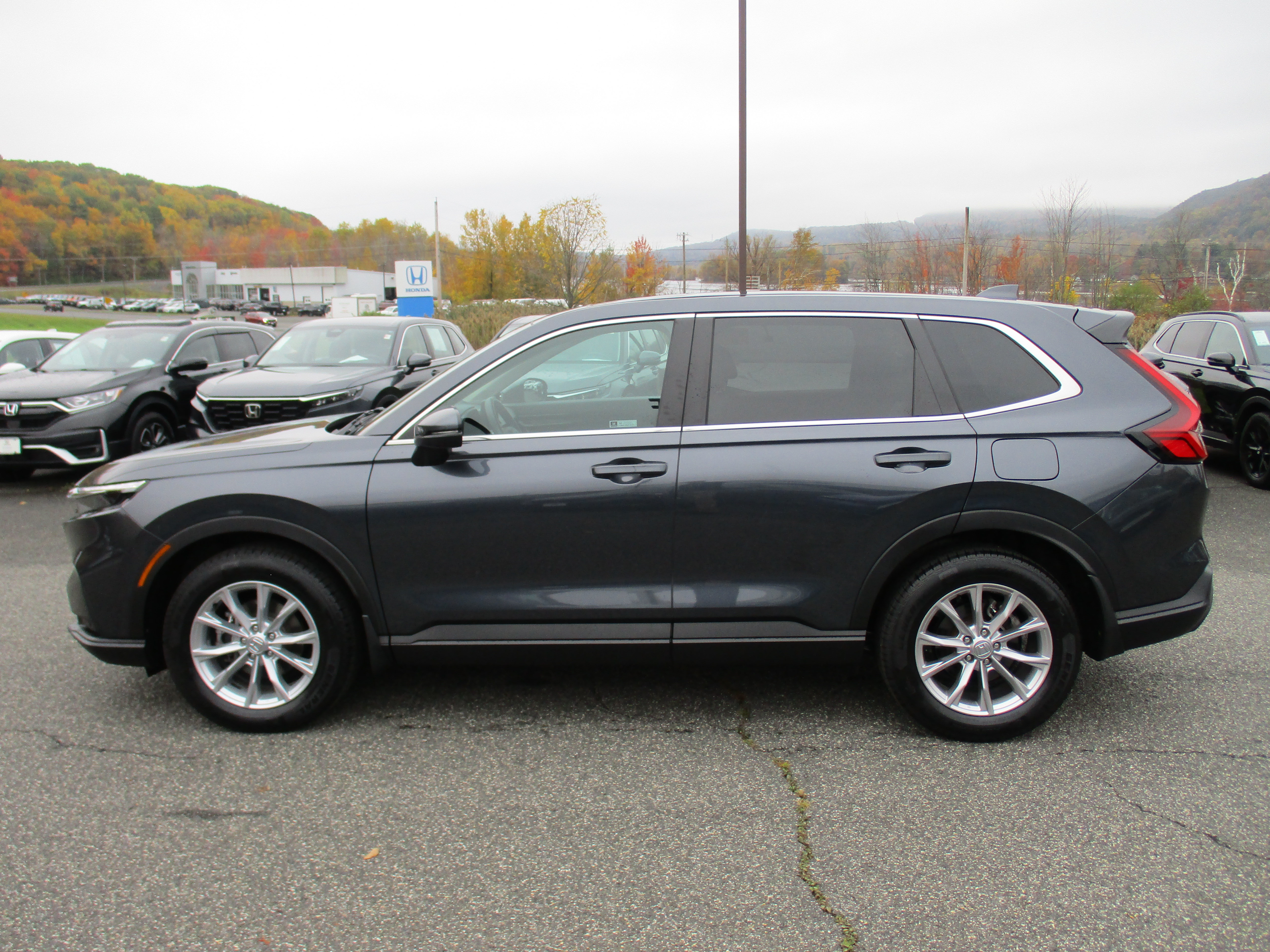 2024 Honda CR-V EX-L - Photo 8