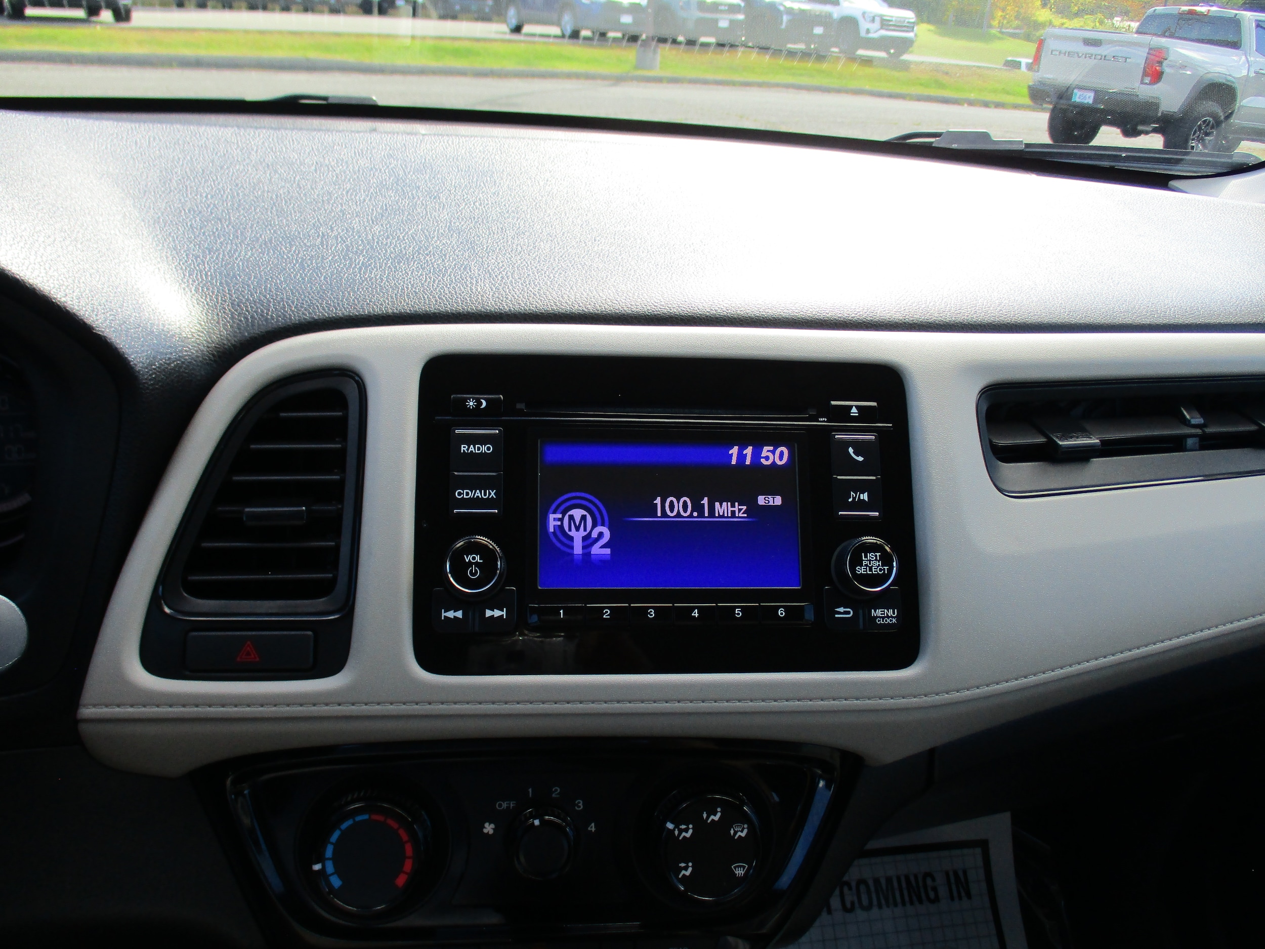 2018 Honda HR-V LX - Photo 16