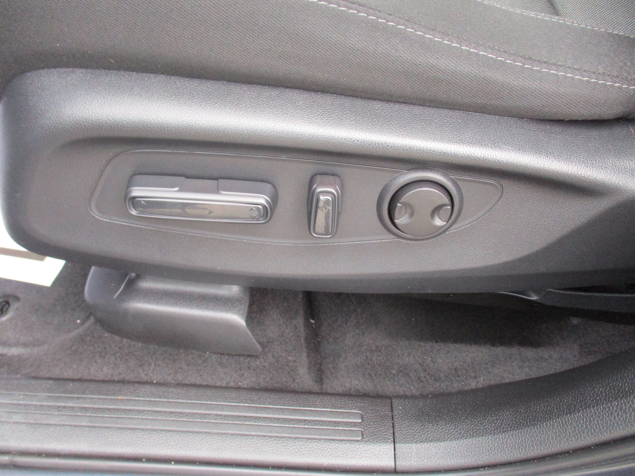 2024 Honda CR-V EX - Photo 15